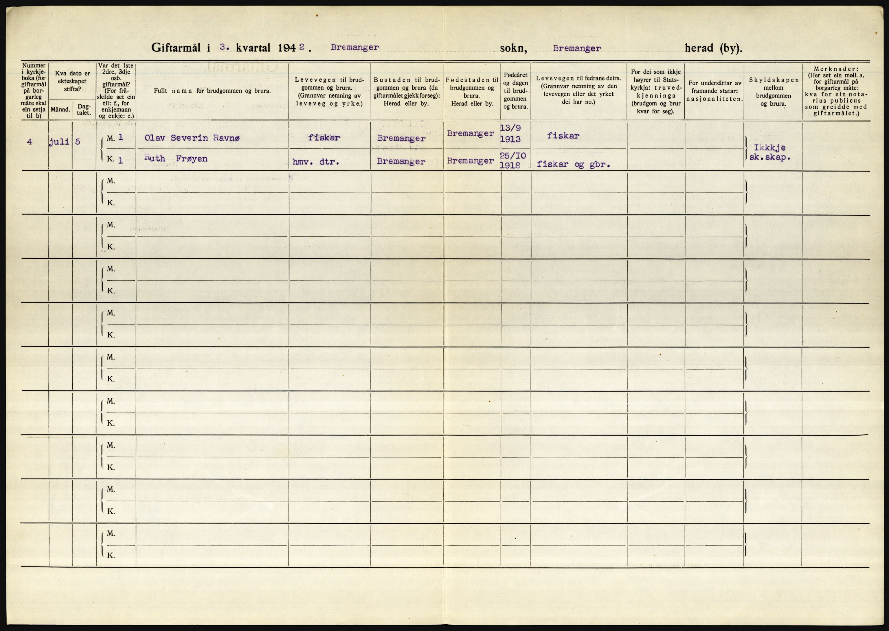 Statistisk sentralbyrå, Sosiodemografiske emner, Befolkning, AV/RA-S-2228/D/Df/Dfe/Dfeb/L0031: Sogn og Fjordane, 1942, p. 694