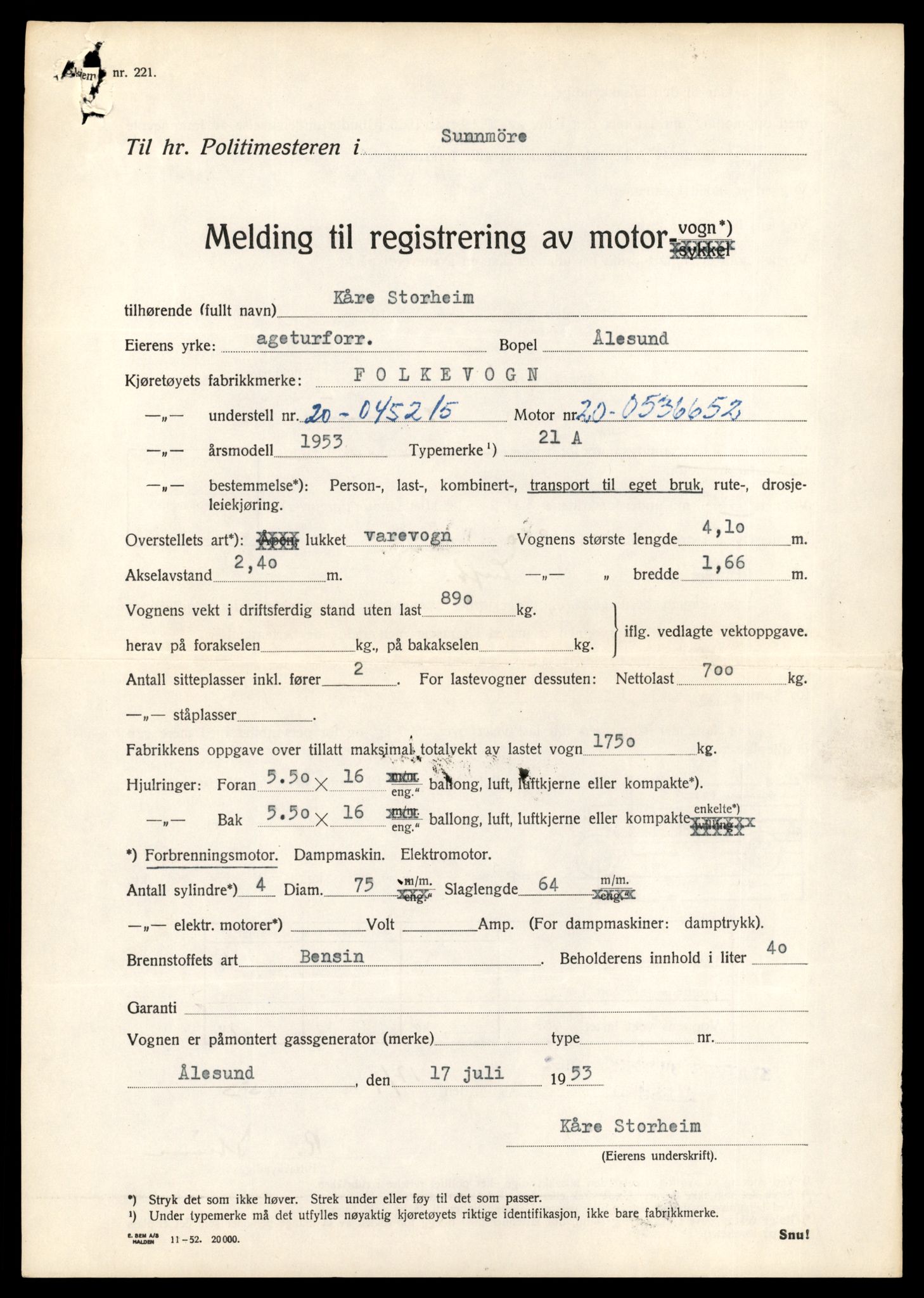 Møre og Romsdal vegkontor - Ålesund trafikkstasjon, AV/SAT-A-4099/F/Fe/L0034: Registreringskort for kjøretøy T 12500 - T 12652, 1927-1998, p. 1986