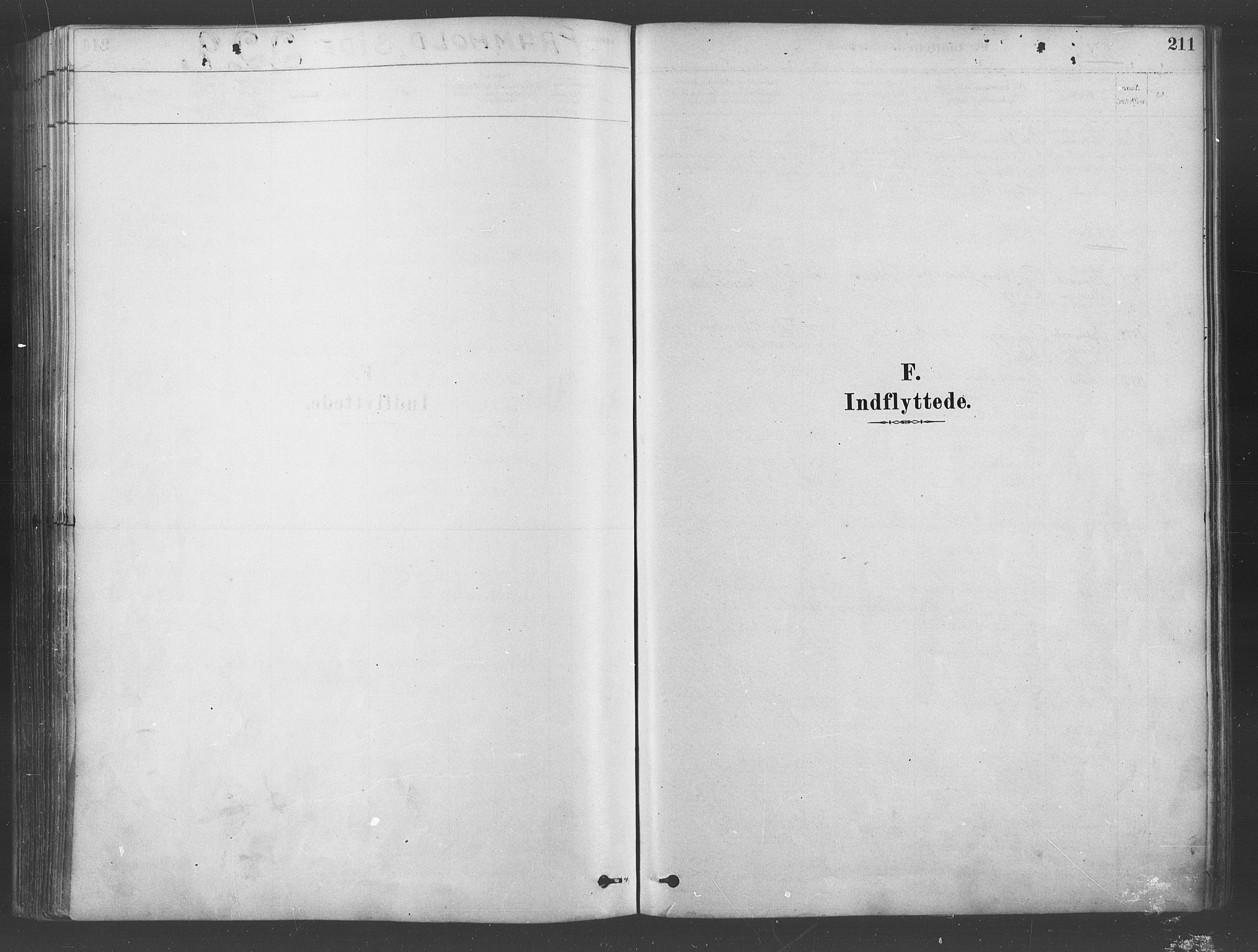 Ullensaker prestekontor Kirkebøker, SAO/A-10236a/F/Fa/L0019: Parish register (official) no. I 19, 1878-1891, p. 211