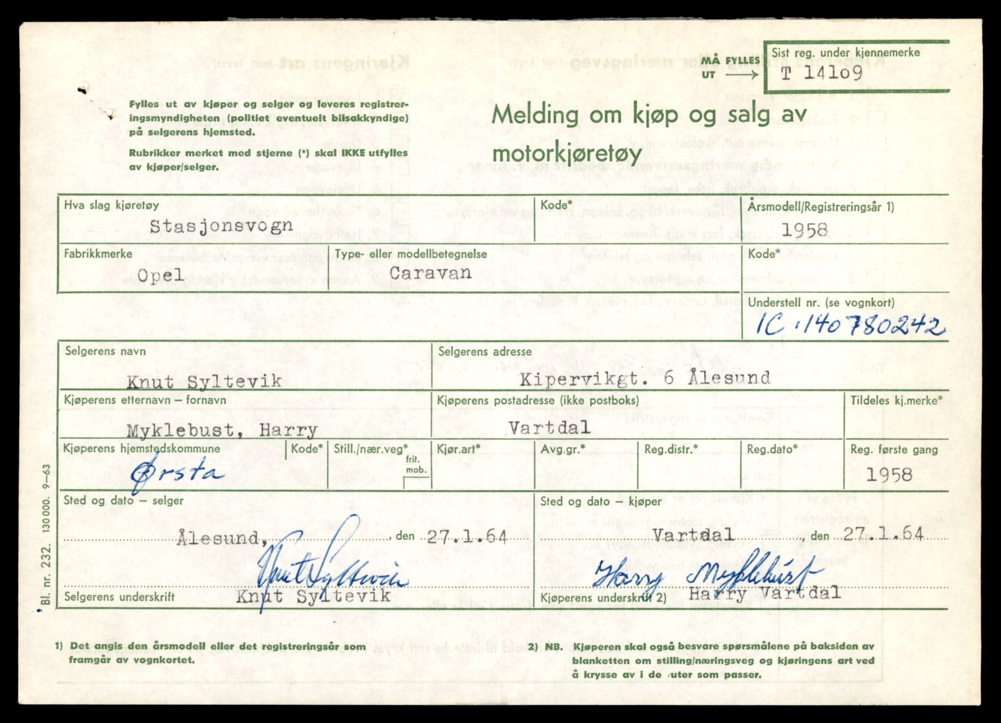 Møre og Romsdal vegkontor - Ålesund trafikkstasjon, AV/SAT-A-4099/F/Fe/L0043: Registreringskort for kjøretøy T 14080 - T 14204, 1927-1998, p. 783
