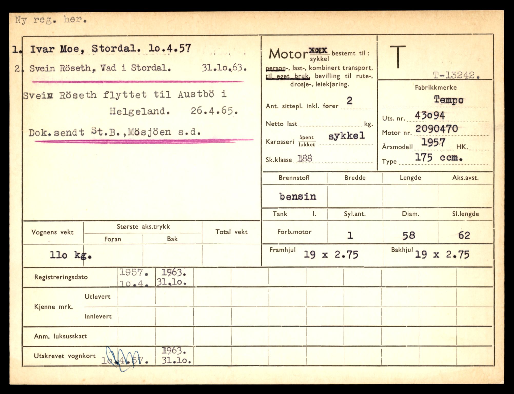 Møre og Romsdal vegkontor - Ålesund trafikkstasjon, AV/SAT-A-4099/F/Fe/L0038: Registreringskort for kjøretøy T 13180 - T 13360, 1927-1998, p. 1045