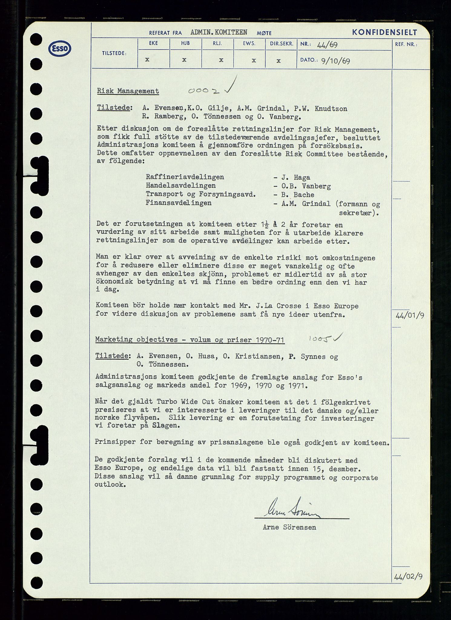 Pa 0982 - Esso Norge A/S, AV/SAST-A-100448/A/Aa/L0003/0001: Den administrerende direksjon Board minutes (styrereferater) og Bedriftforsamlingsprotokoll / Den administrerende direksjon Board minutes (styrereferater), 1969, p. 112