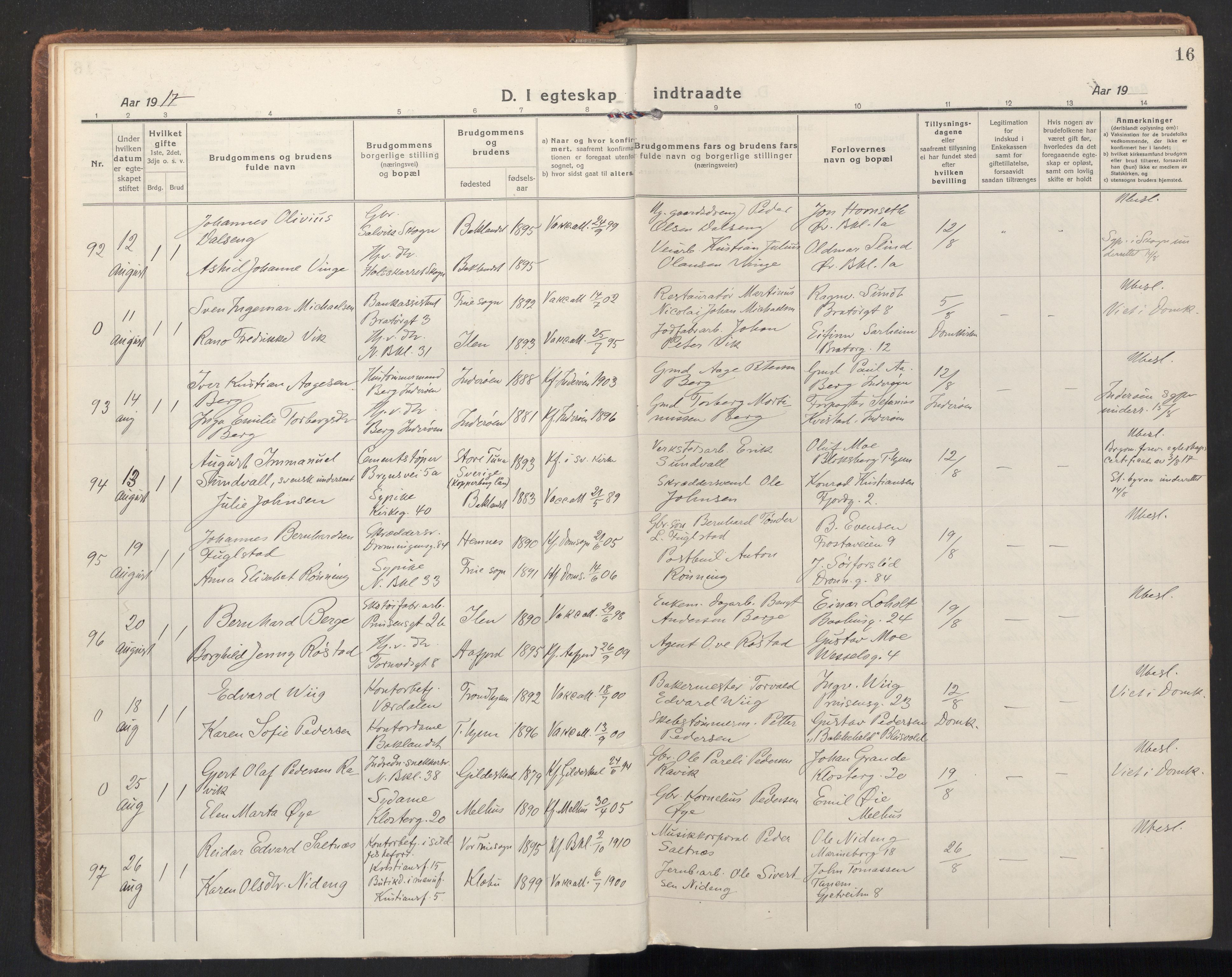 Ministerialprotokoller, klokkerbøker og fødselsregistre - Sør-Trøndelag, AV/SAT-A-1456/604/L0206: Parish register (official) no. 604A26, 1917-1931, p. 16