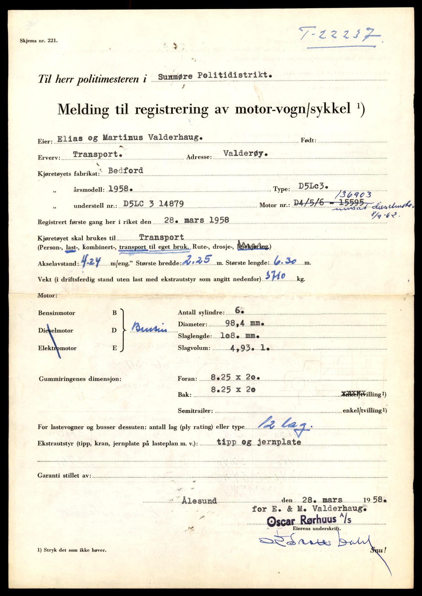 Møre og Romsdal vegkontor - Ålesund trafikkstasjon, AV/SAT-A-4099/F/Fe/L0033: Registreringskort for kjøretøy T 12151 - T 12474, 1927-1998, p. 847