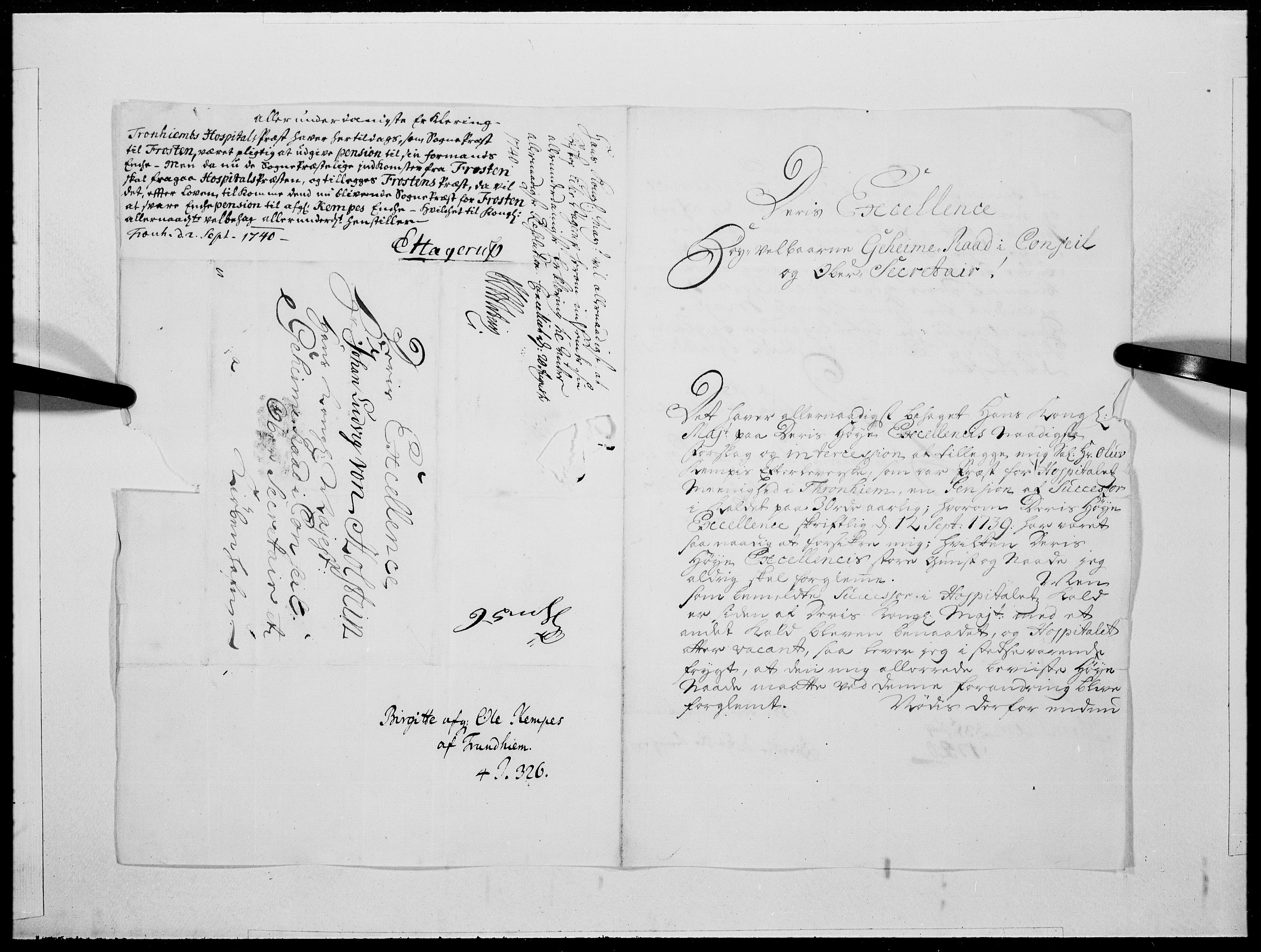 Danske Kanselli 1572-1799, AV/RA-EA-3023/F/Fc/Fcc/Fcca/L0132: Norske innlegg 1572-1799, 1740, p. 297