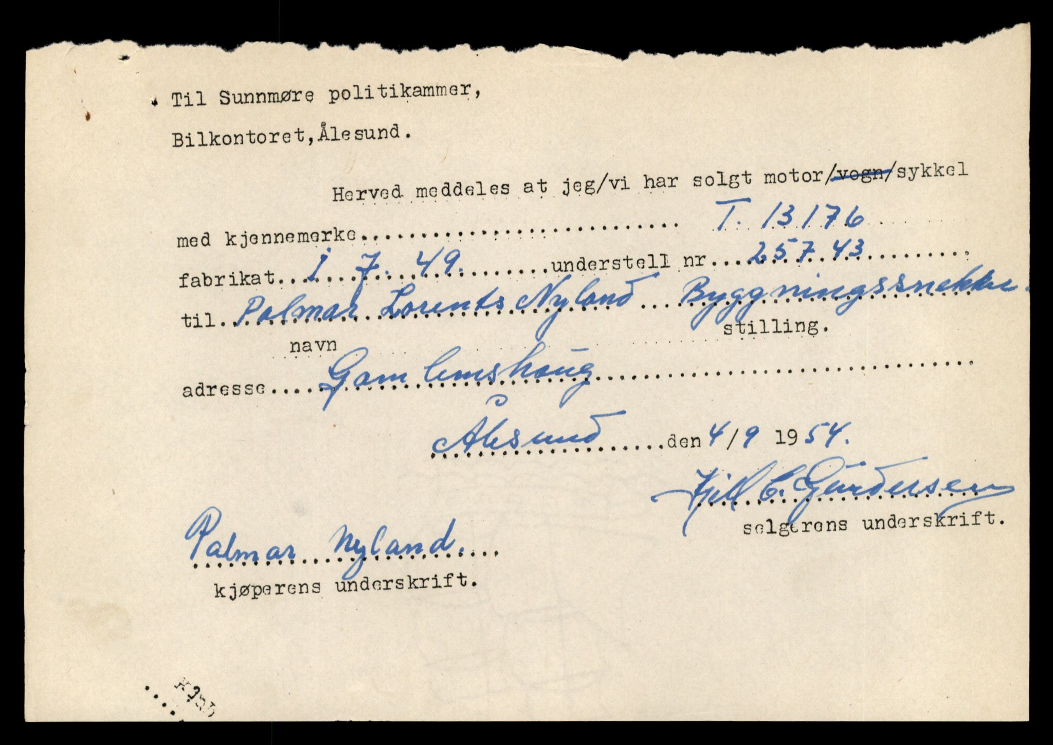 Møre og Romsdal vegkontor - Ålesund trafikkstasjon, AV/SAT-A-4099/F/Fe/L0037: Registreringskort for kjøretøy T 13031 - T 13179, 1927-1998, p. 2822