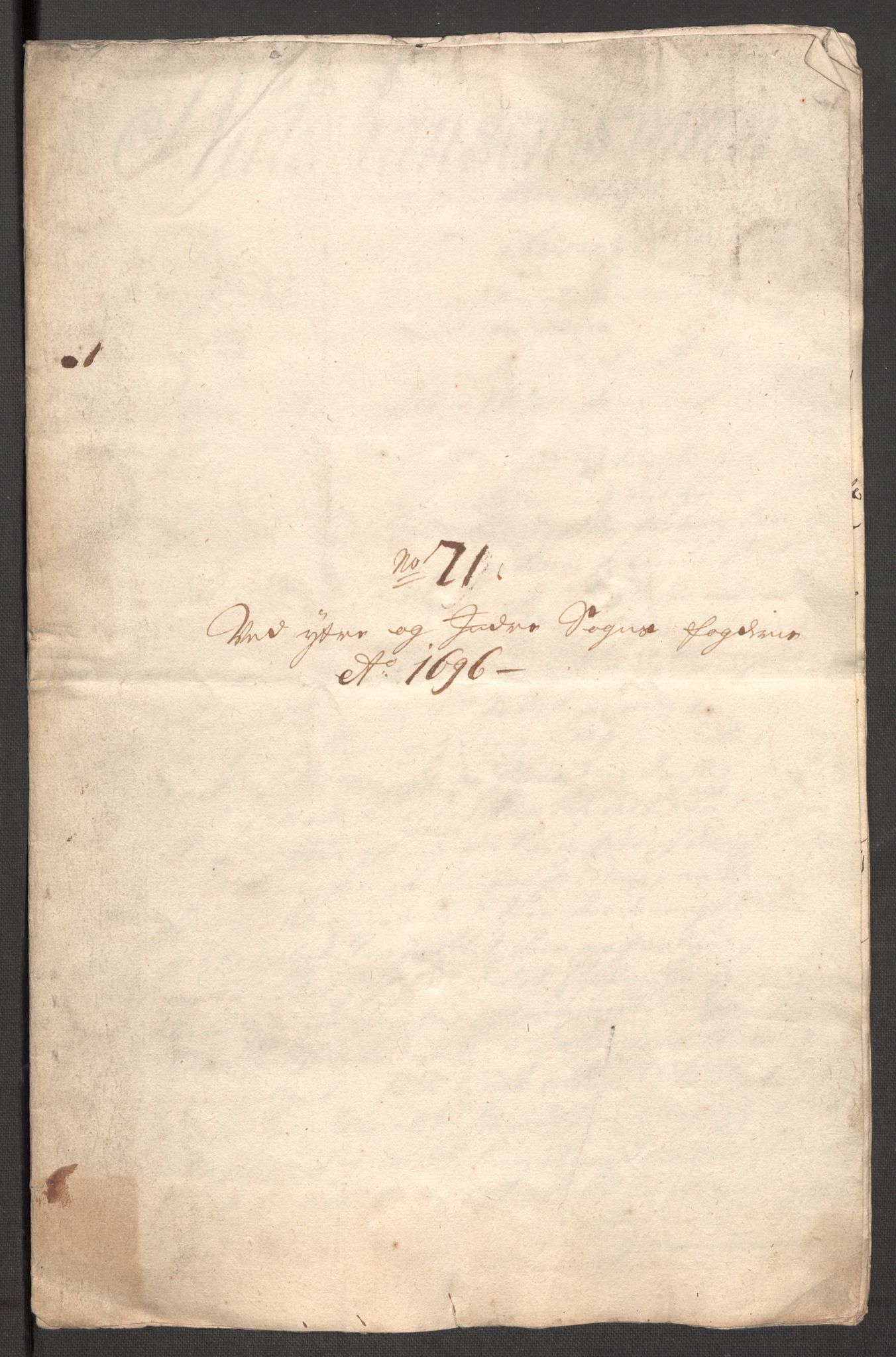 Rentekammeret inntil 1814, Reviderte regnskaper, Fogderegnskap, AV/RA-EA-4092/R52/L3309: Fogderegnskap Sogn, 1696-1697, p. 266