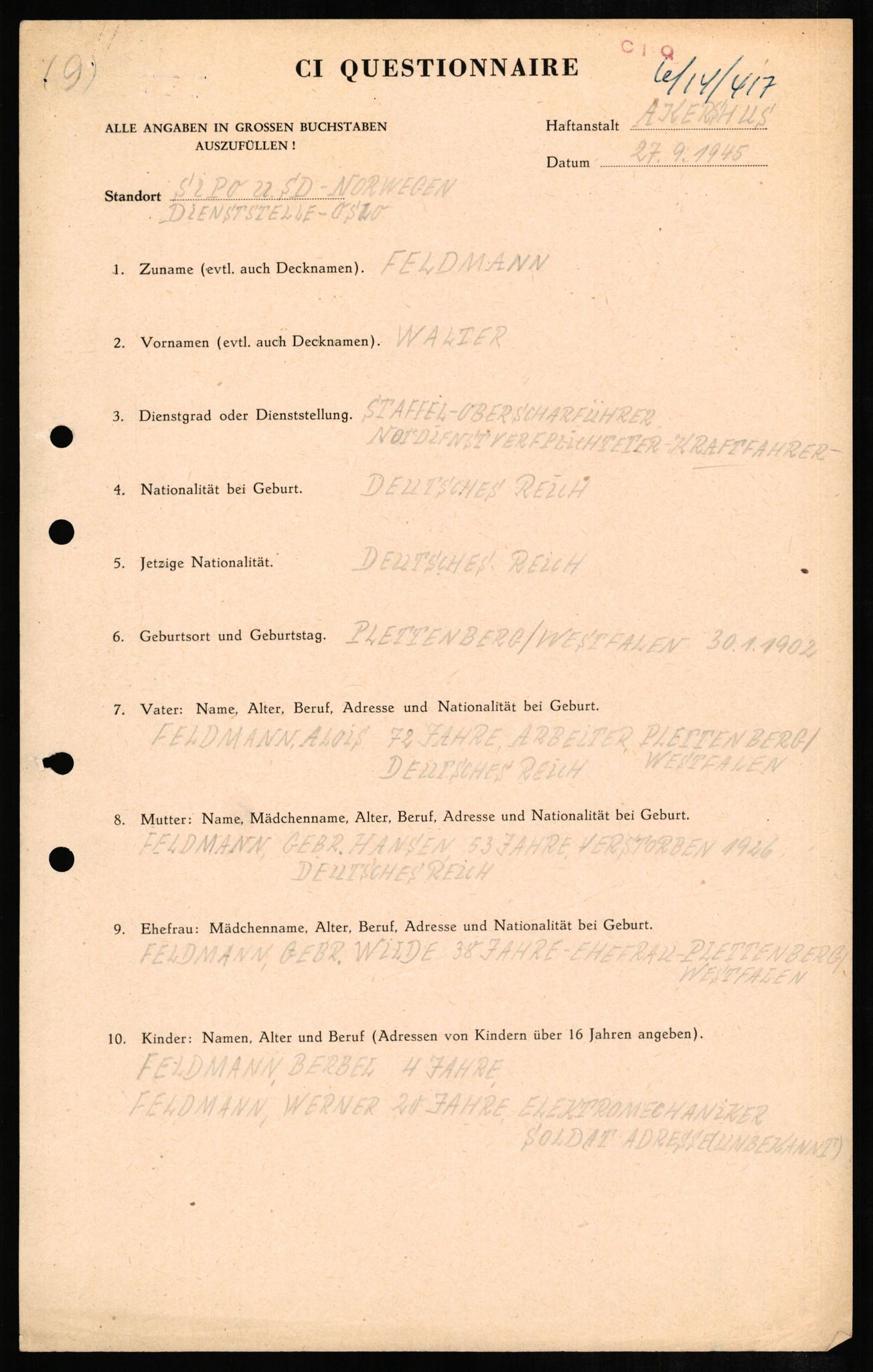 Forsvaret, Forsvarets overkommando II, AV/RA-RAFA-3915/D/Db/L0008: CI Questionaires. Tyske okkupasjonsstyrker i Norge. Tyskere., 1945-1946, p. 27