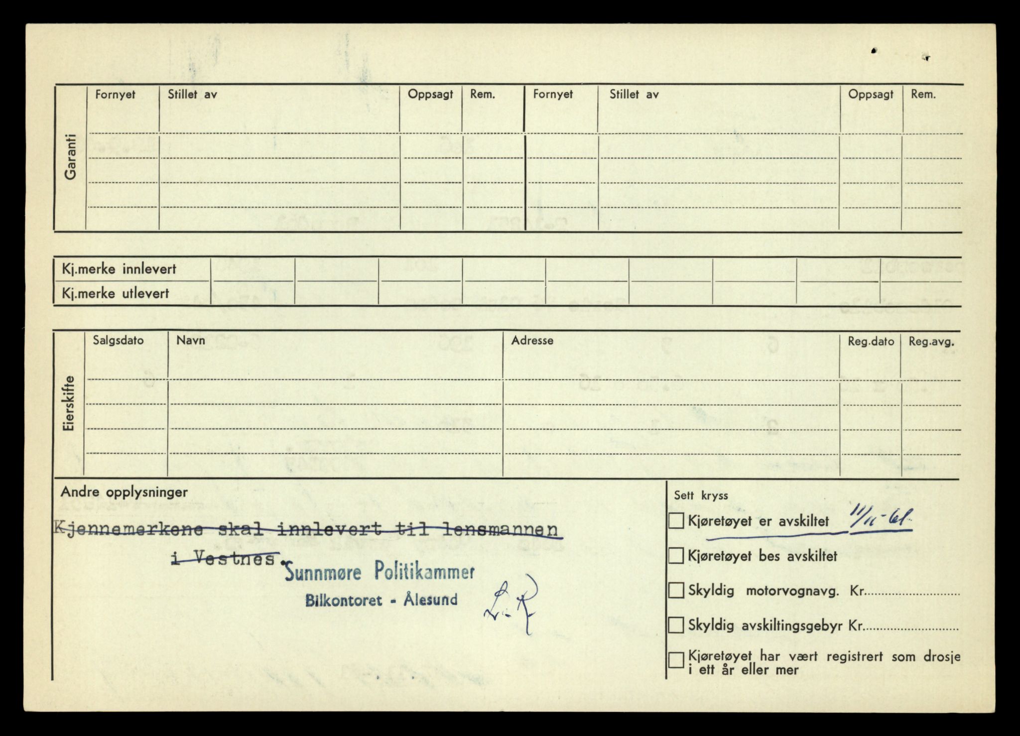 Møre og Romsdal vegkontor - Ålesund trafikkstasjon, AV/SAT-A-4099/F/Fe/L0044: Registreringskort for kjøretøy T 14205 - T 14319, 1927-1998, p. 1339