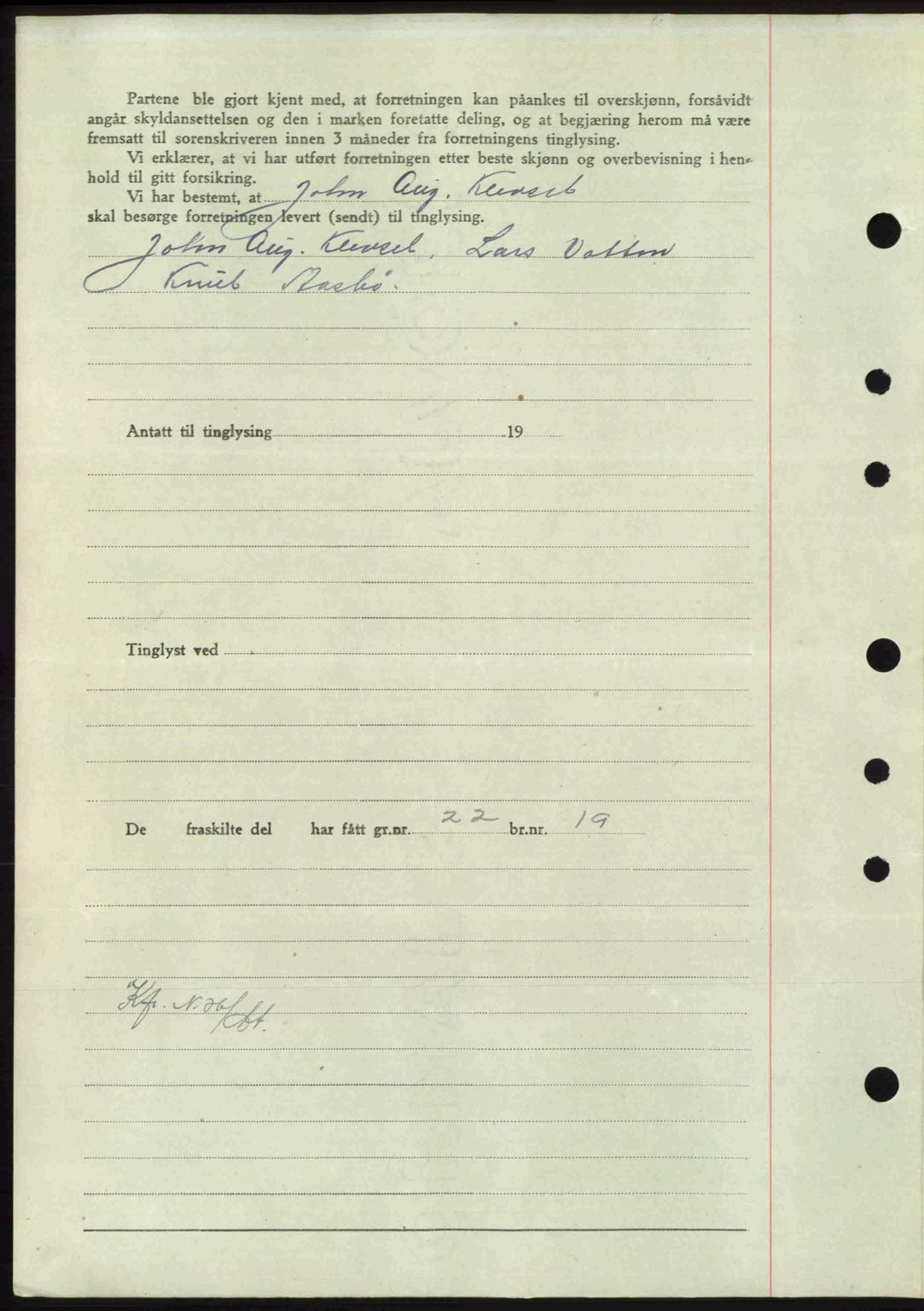 Nordmøre sorenskriveri, AV/SAT-A-4132/1/2/2Ca: Mortgage book no. A103, 1946-1947, Diary no: : 2561/1946