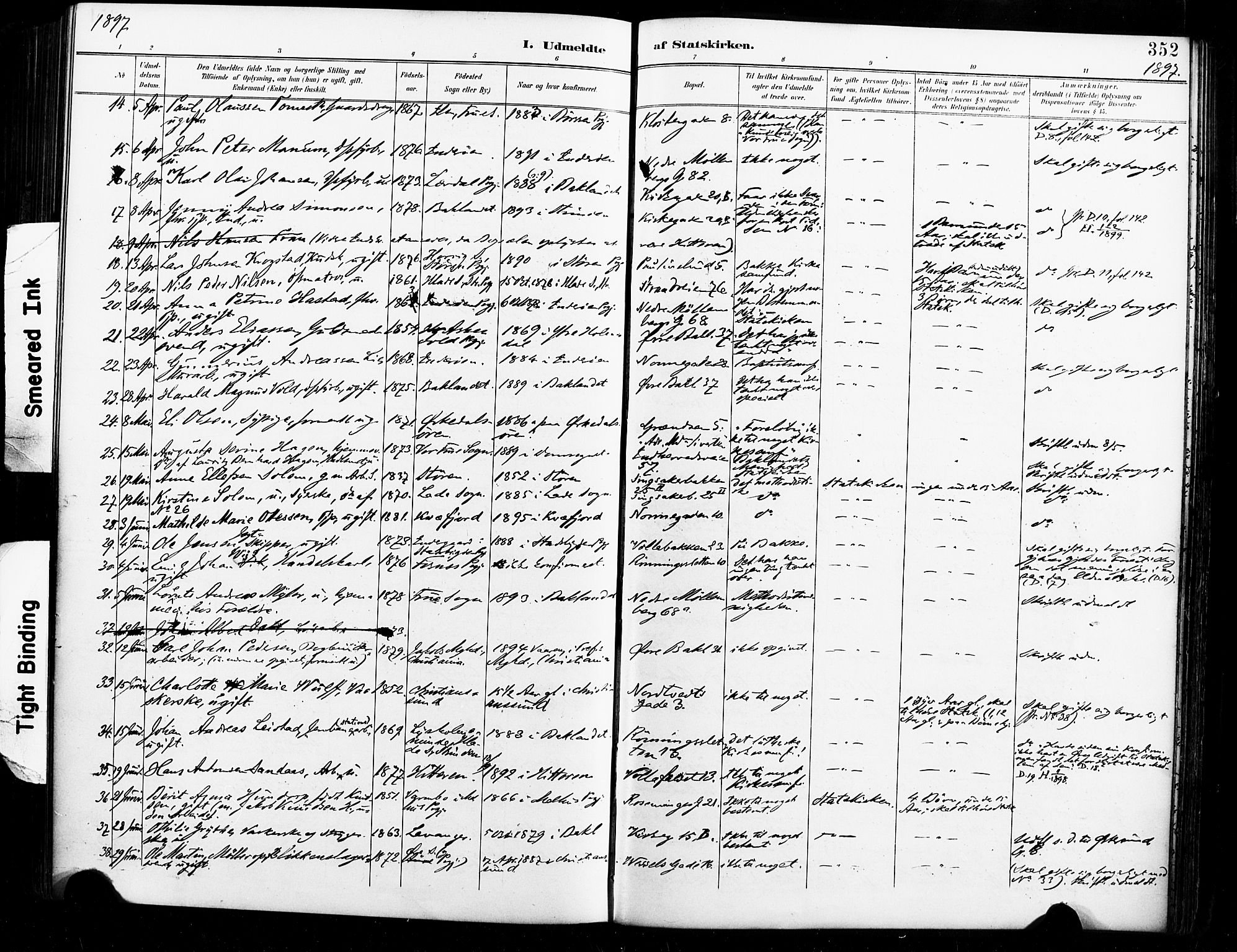 Ministerialprotokoller, klokkerbøker og fødselsregistre - Sør-Trøndelag, AV/SAT-A-1456/604/L0198: Parish register (official) no. 604A19, 1893-1900, p. 352