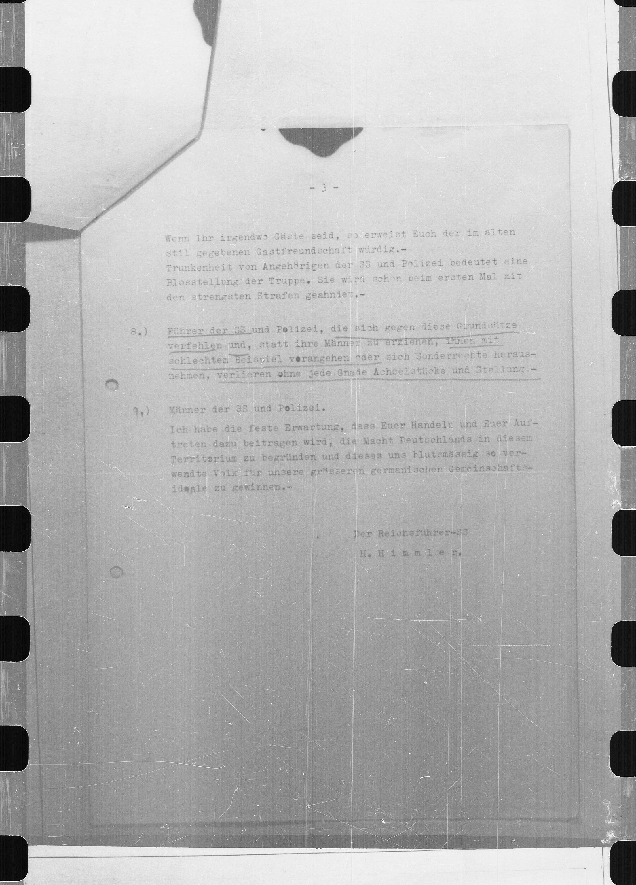 Documents Section, RA/RAFA-2200/V/L0069: Film med LMDC Serial Number., 1940-1945, p. 98