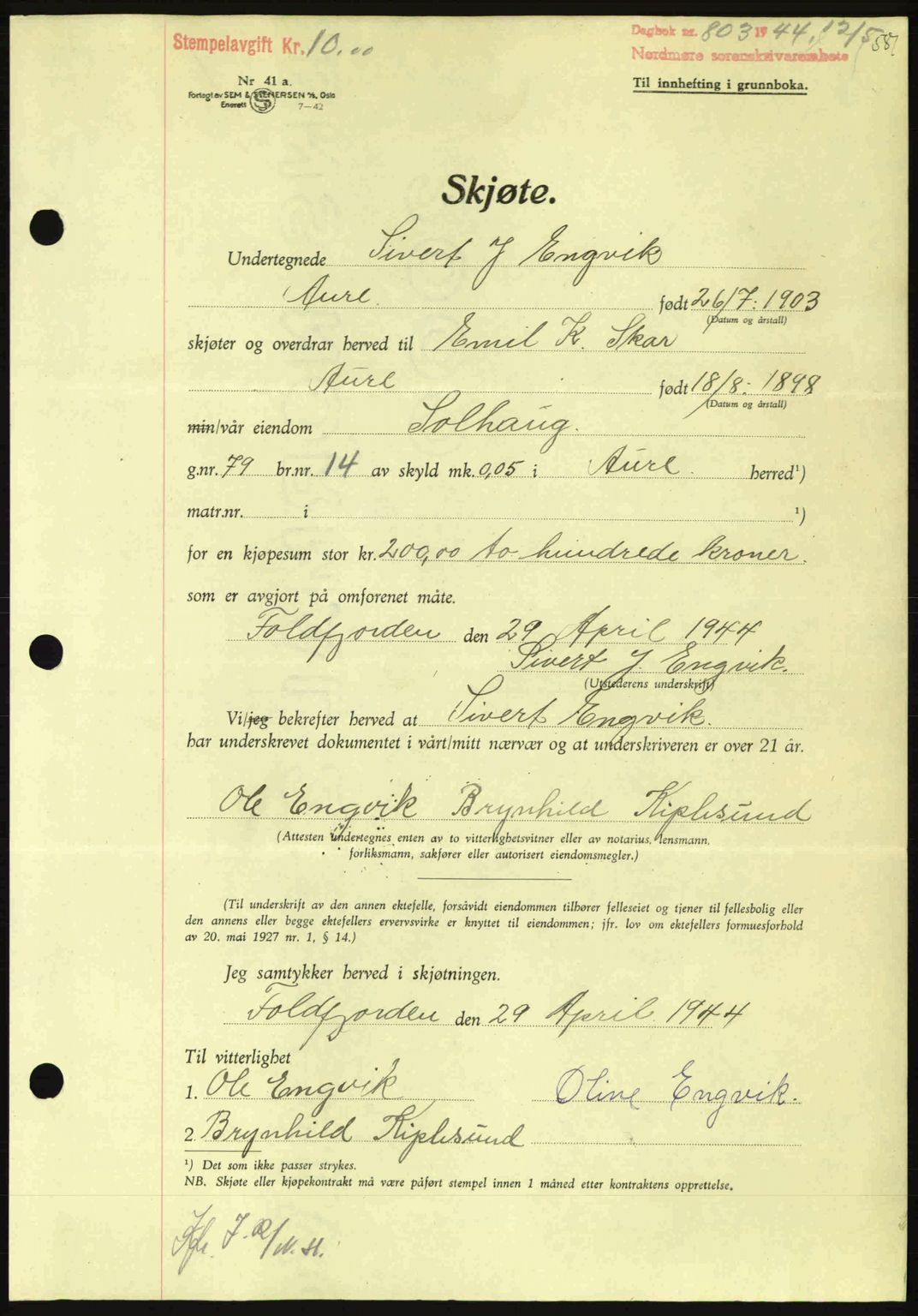 Nordmøre sorenskriveri, AV/SAT-A-4132/1/2/2Ca: Mortgage book no. A97, 1944-1944, Diary no: : 803/1944