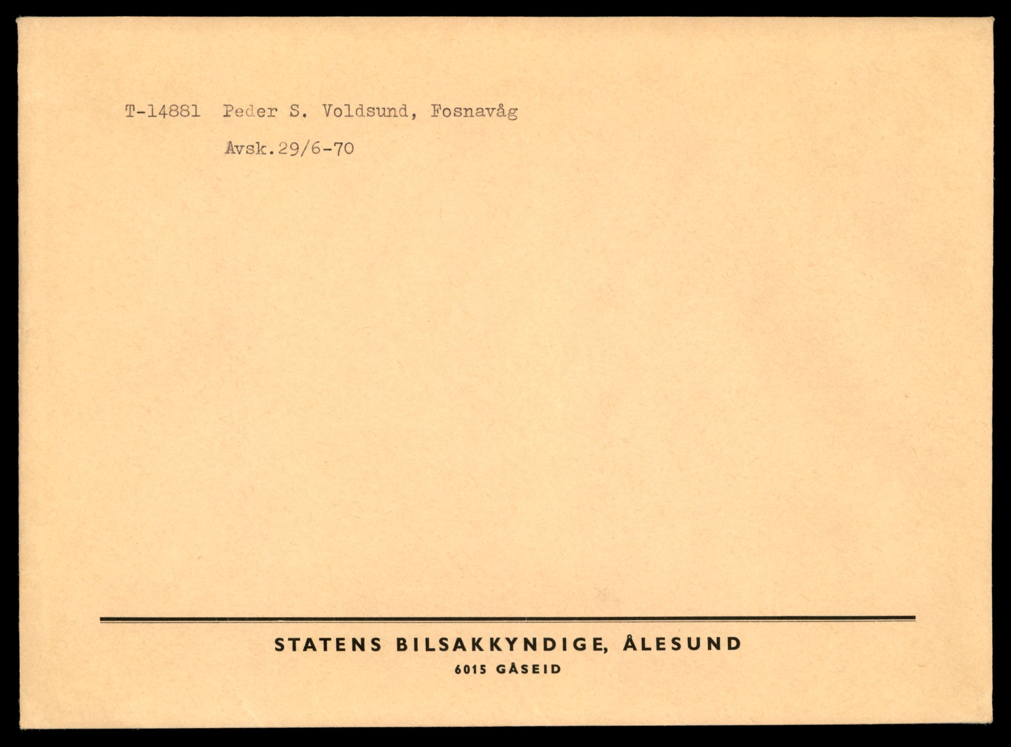 Møre og Romsdal vegkontor - Ålesund trafikkstasjon, AV/SAT-A-4099/F/Fe/L0049: Registreringskort for kjøretøy T 14864 - T 18613, 1927-1998, p. 463