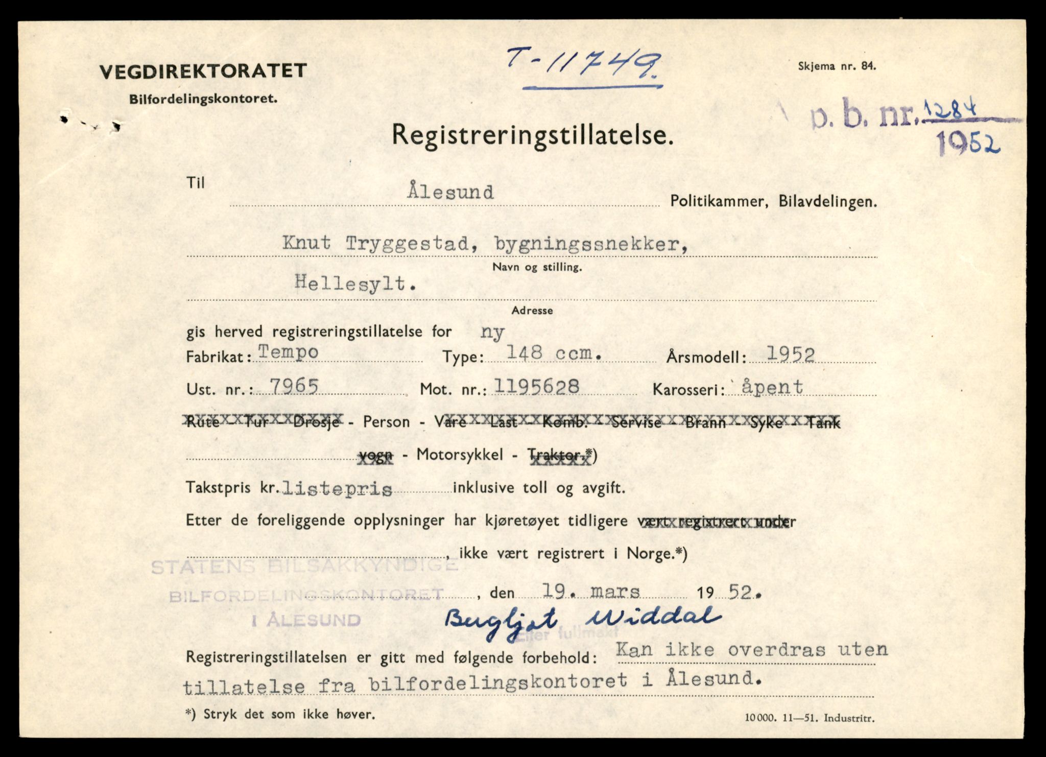 Møre og Romsdal vegkontor - Ålesund trafikkstasjon, SAT/A-4099/F/Fe/L0030: Registreringskort for kjøretøy T 11620 - T 11799, 1927-1998, p. 1755