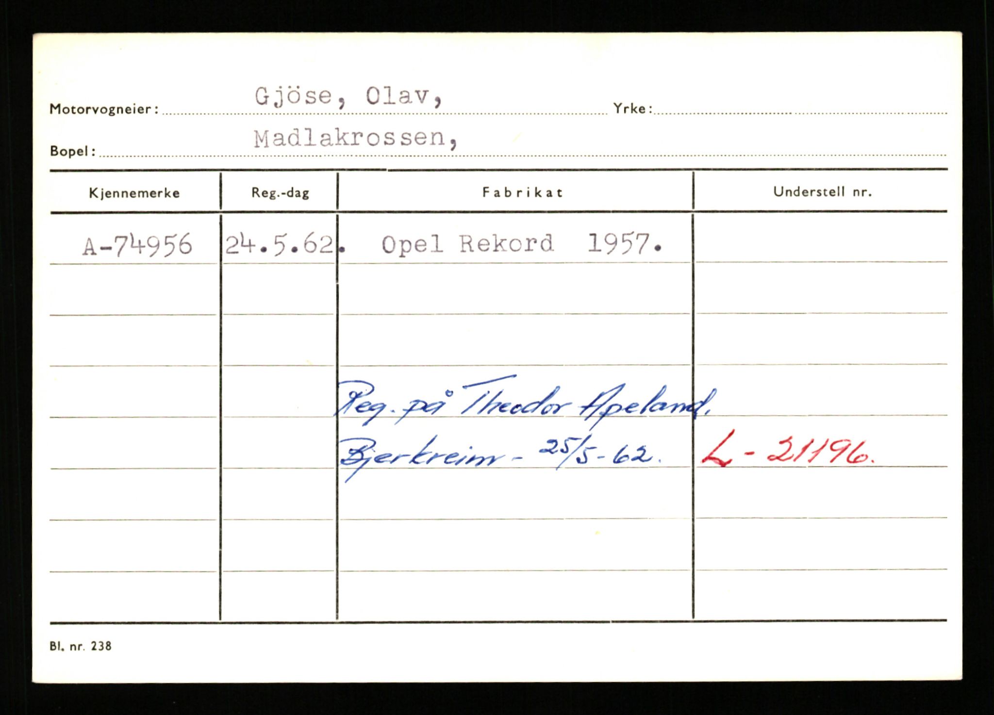 Stavanger trafikkstasjon, AV/SAST-A-101942/0/G/L0008: Registreringsnummer: 67519 - 84533, 1930-1971, p. 1069