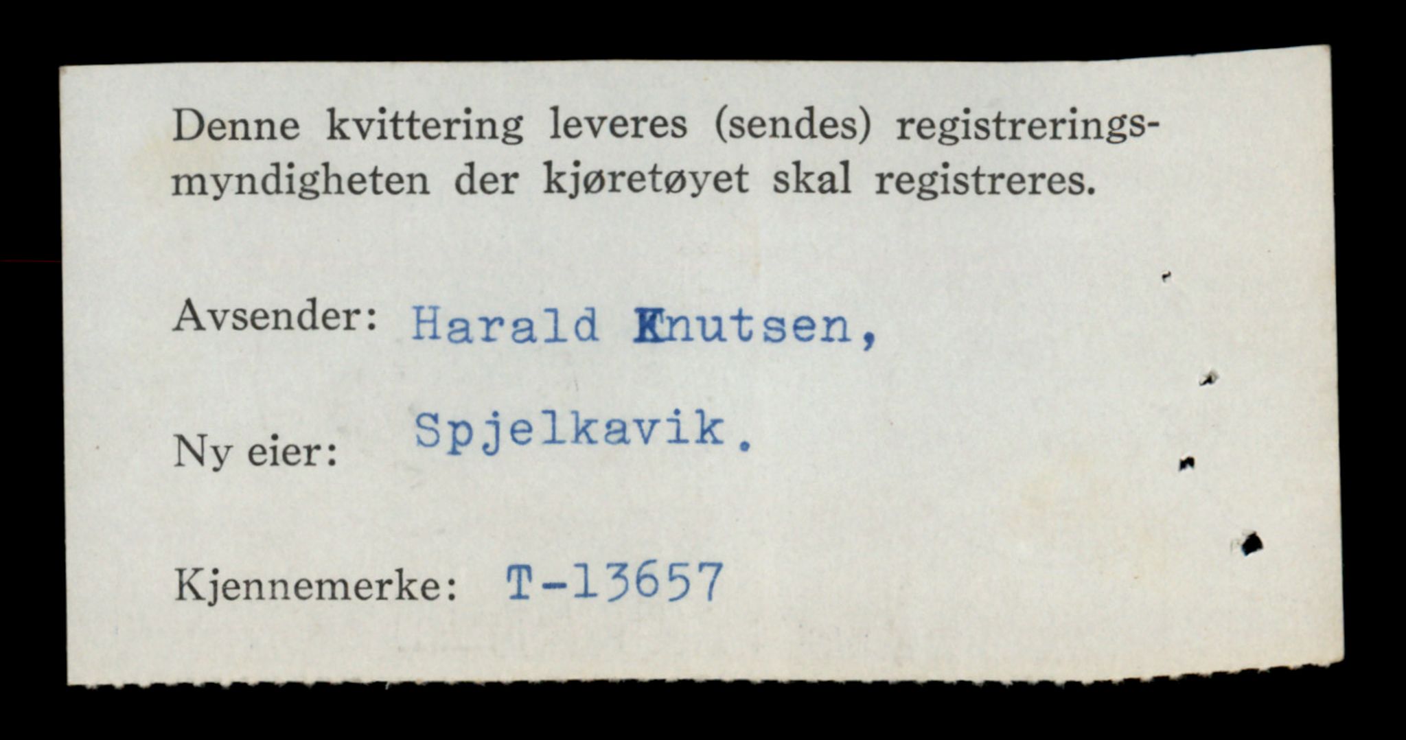 Møre og Romsdal vegkontor - Ålesund trafikkstasjon, AV/SAT-A-4099/F/Fe/L0040: Registreringskort for kjøretøy T 13531 - T 13709, 1927-1998, p. 2184