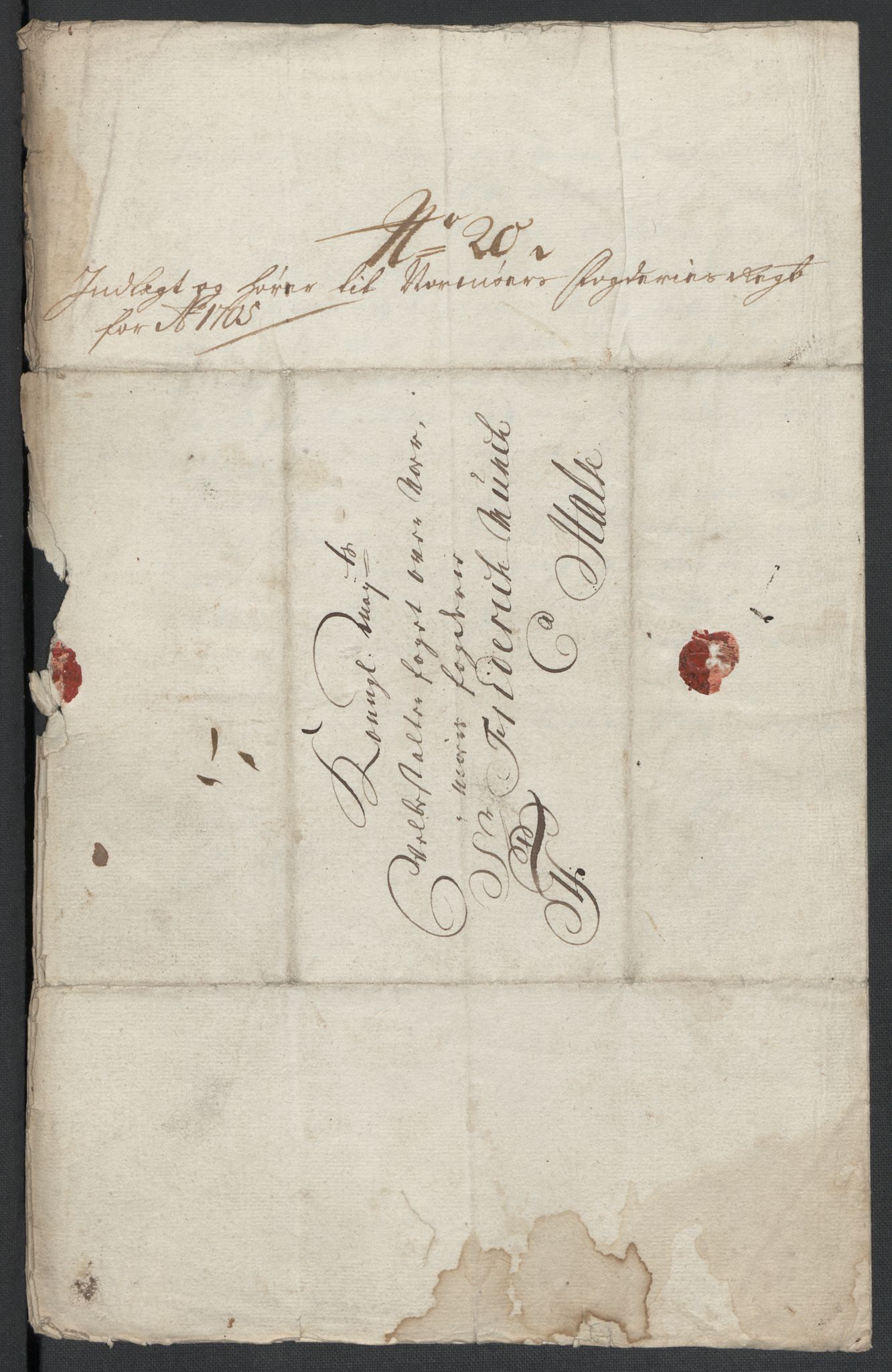 Rentekammeret inntil 1814, Reviderte regnskaper, Fogderegnskap, AV/RA-EA-4092/R56/L3741: Fogderegnskap Nordmøre, 1705, p. 154