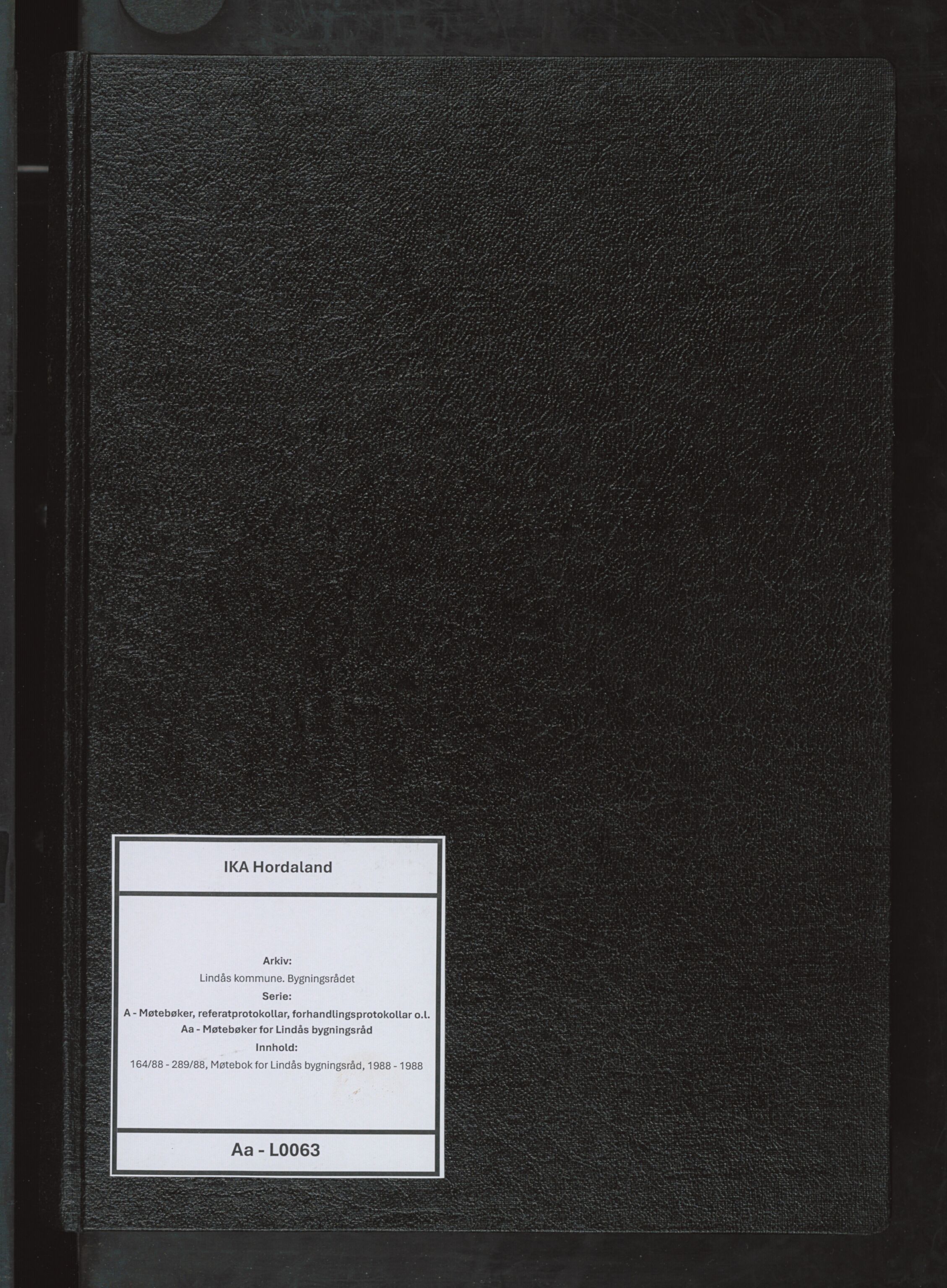 Lindås kommune. Bygningsrådet, IKAH/1263-511/A/Aa/L0063: Møtebok for Lindås bygningsråd, 1988