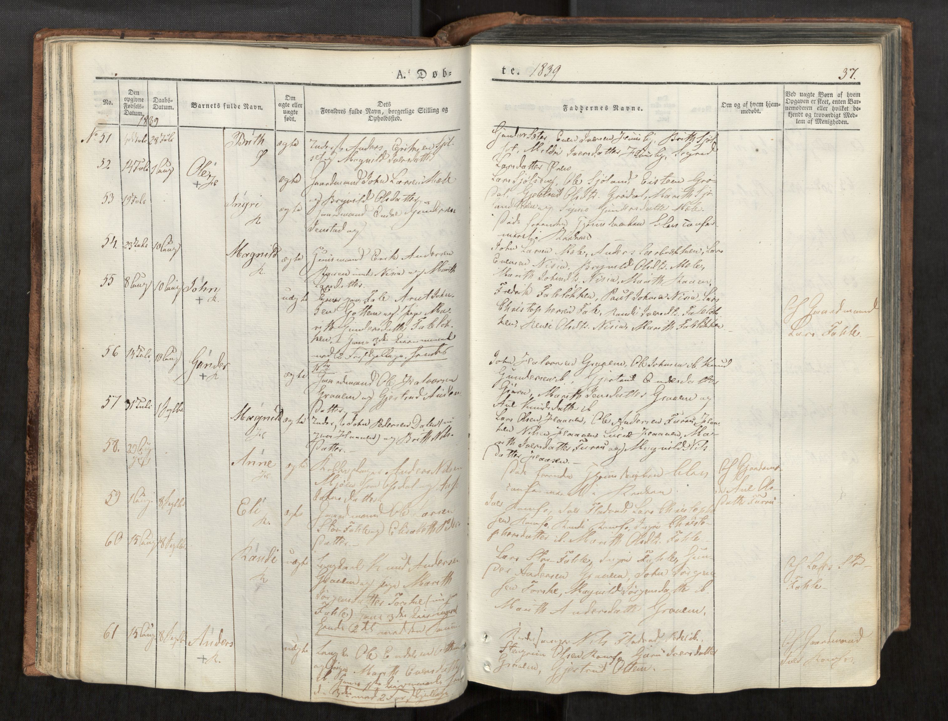 Ministerialprotokoller, klokkerbøker og fødselsregistre - Møre og Romsdal, AV/SAT-A-1454/590/L1012: Parish register (official) no. 590A04, 1832-1846, p. 37