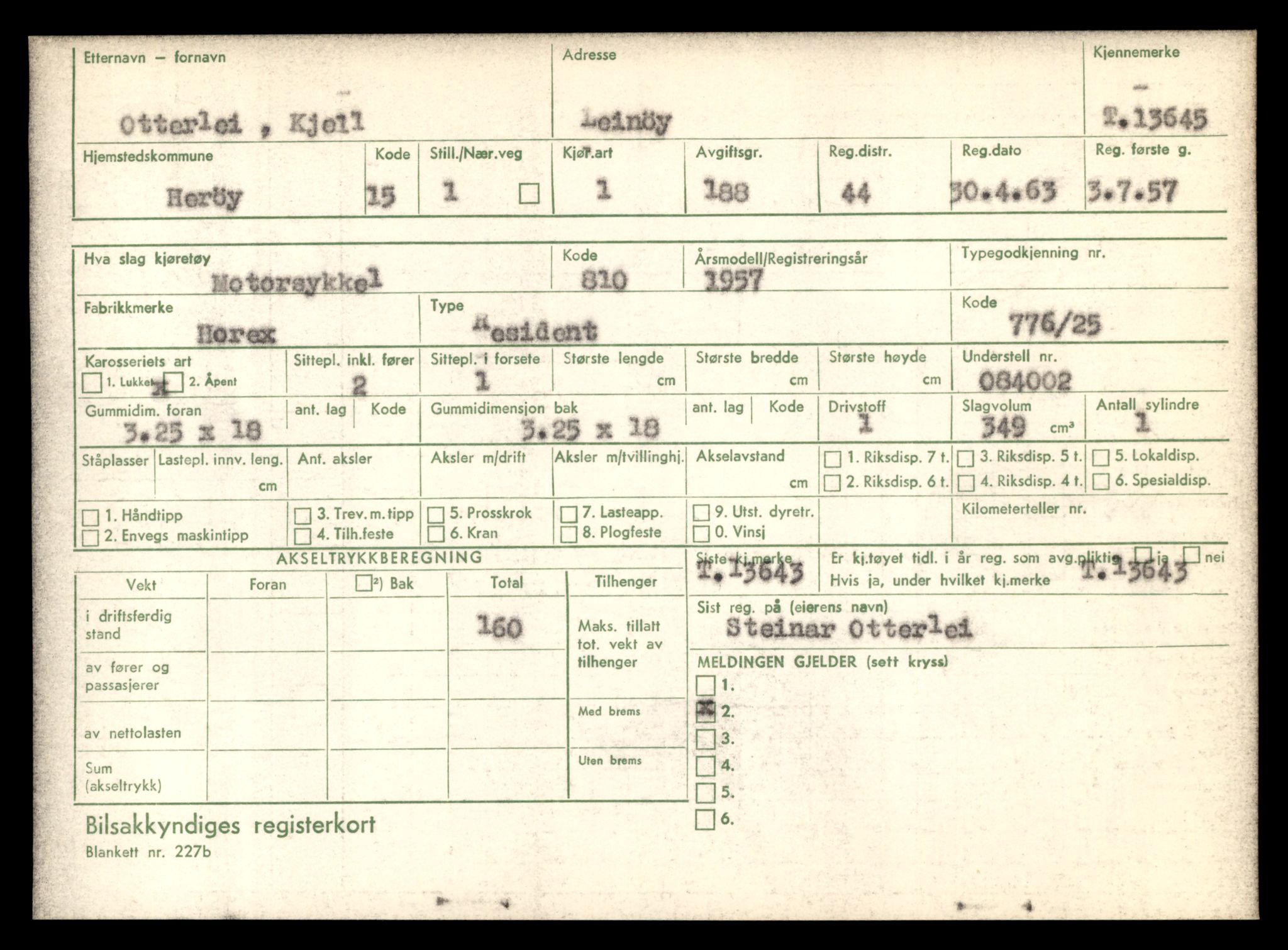 Møre og Romsdal vegkontor - Ålesund trafikkstasjon, AV/SAT-A-4099/F/Fe/L0040: Registreringskort for kjøretøy T 13531 - T 13709, 1927-1998, p. 2021