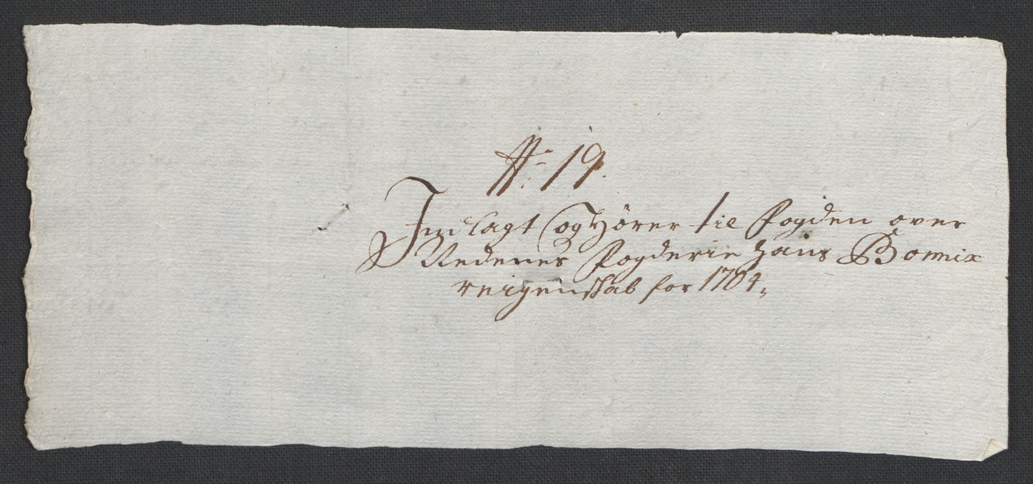 Rentekammeret inntil 1814, Reviderte regnskaper, Fogderegnskap, AV/RA-EA-4092/R39/L2317: Fogderegnskap Nedenes, 1704-1705, p. 72