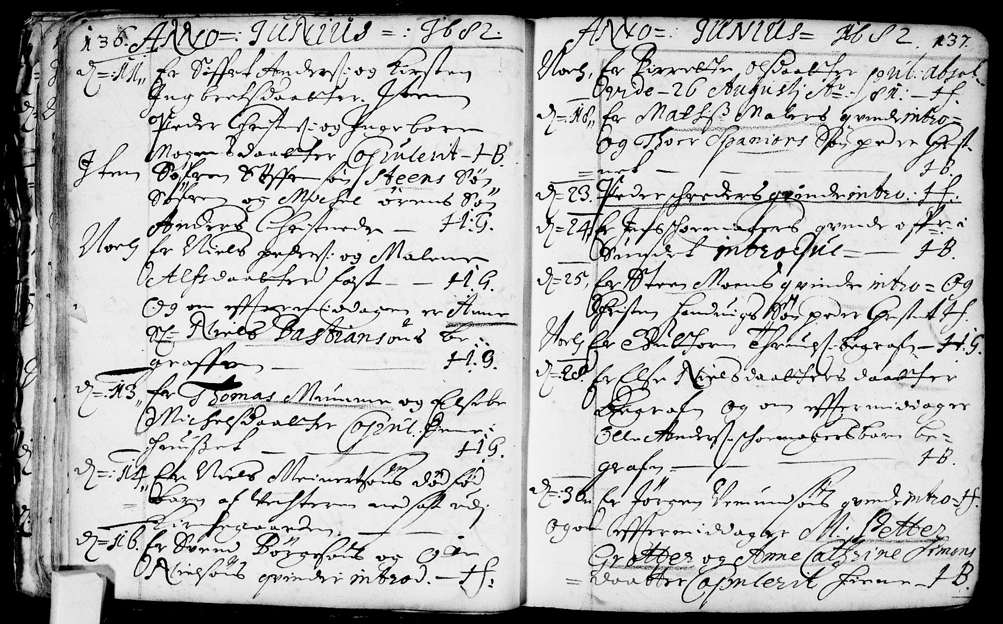 Bragernes kirkebøker, AV/SAKO-A-6/F/Fa/L0002: Parish register (official) no. I 2, 1680-1705, p. 136-137