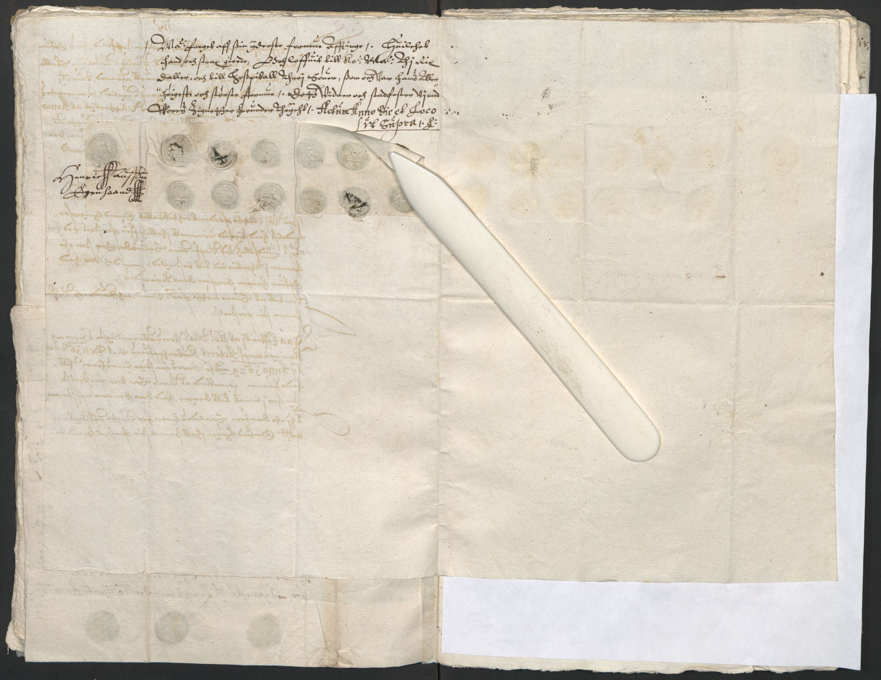 Rentekammeret inntil 1814, Reviderte regnskaper, Lensregnskaper, AV/RA-EA-5023/R/Rb/Rbs/L0017: Stavanger len, 1632-1634