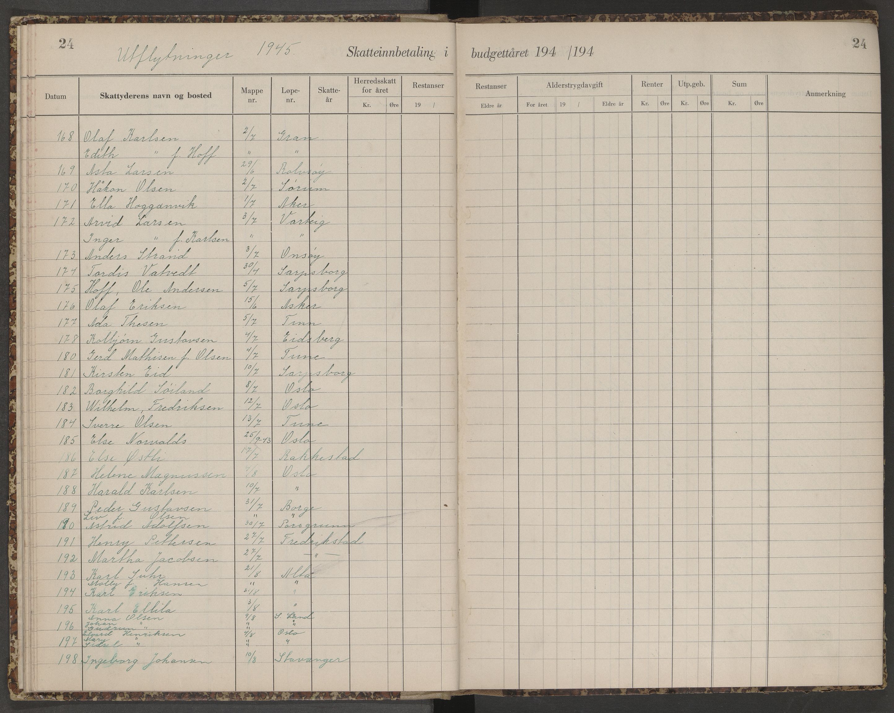 Skjeberg folkeregister, SAO/A-10495/K/Ka/L0003: Fortegnelse over inn- og utflyttede, 1943-1947, p. 24