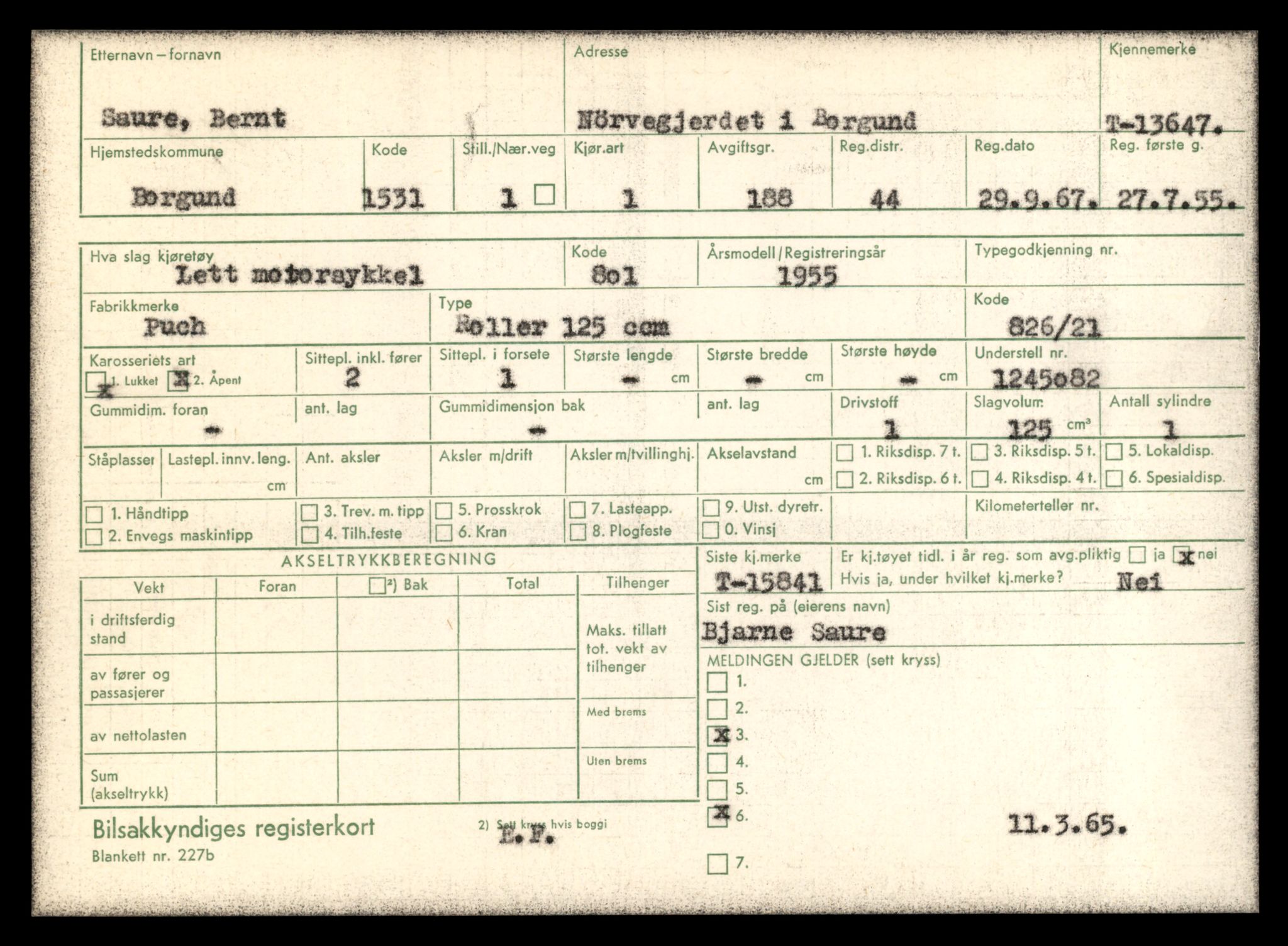 Møre og Romsdal vegkontor - Ålesund trafikkstasjon, AV/SAT-A-4099/F/Fe/L0040: Registreringskort for kjøretøy T 13531 - T 13709, 1927-1998, p. 2053