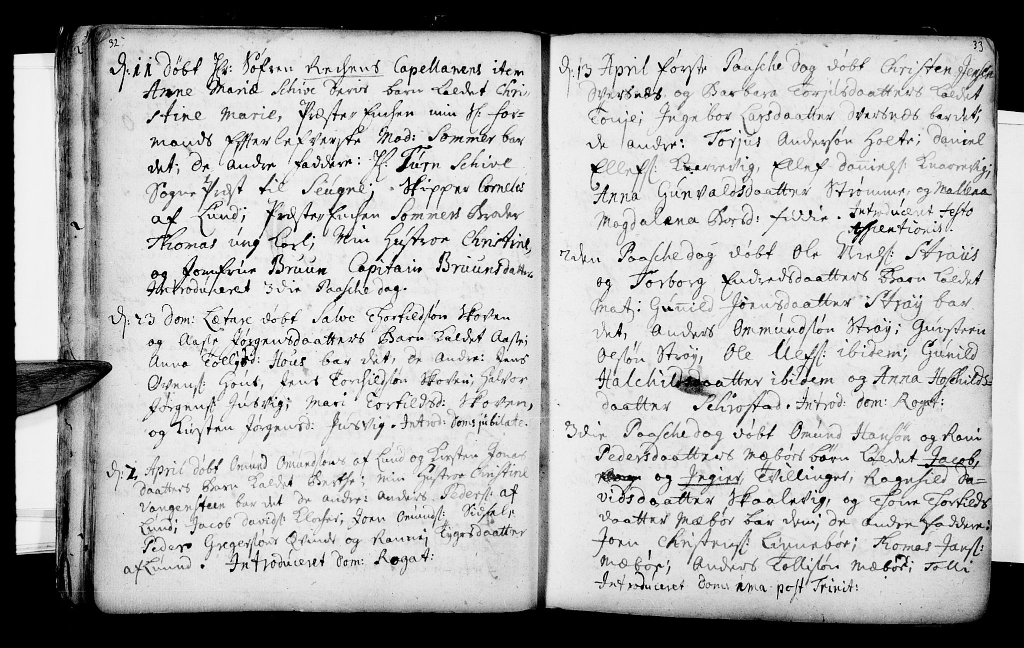 Oddernes sokneprestkontor, AV/SAK-1111-0033/F/Fa/Faa/L0002: Parish register (official) no. A 2, 1719-1764, p. 32-33