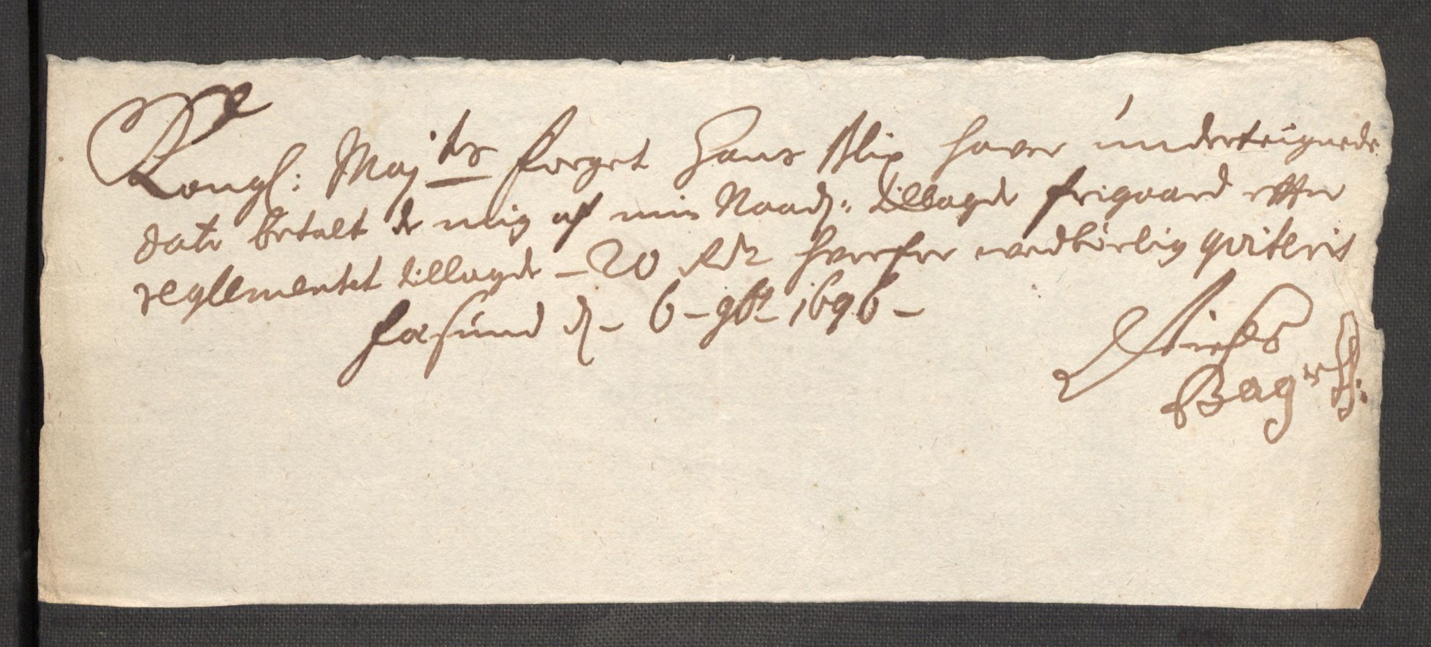 Rentekammeret inntil 1814, Reviderte regnskaper, Fogderegnskap, AV/RA-EA-4092/R52/L3309: Fogderegnskap Sogn, 1696-1697, p. 203