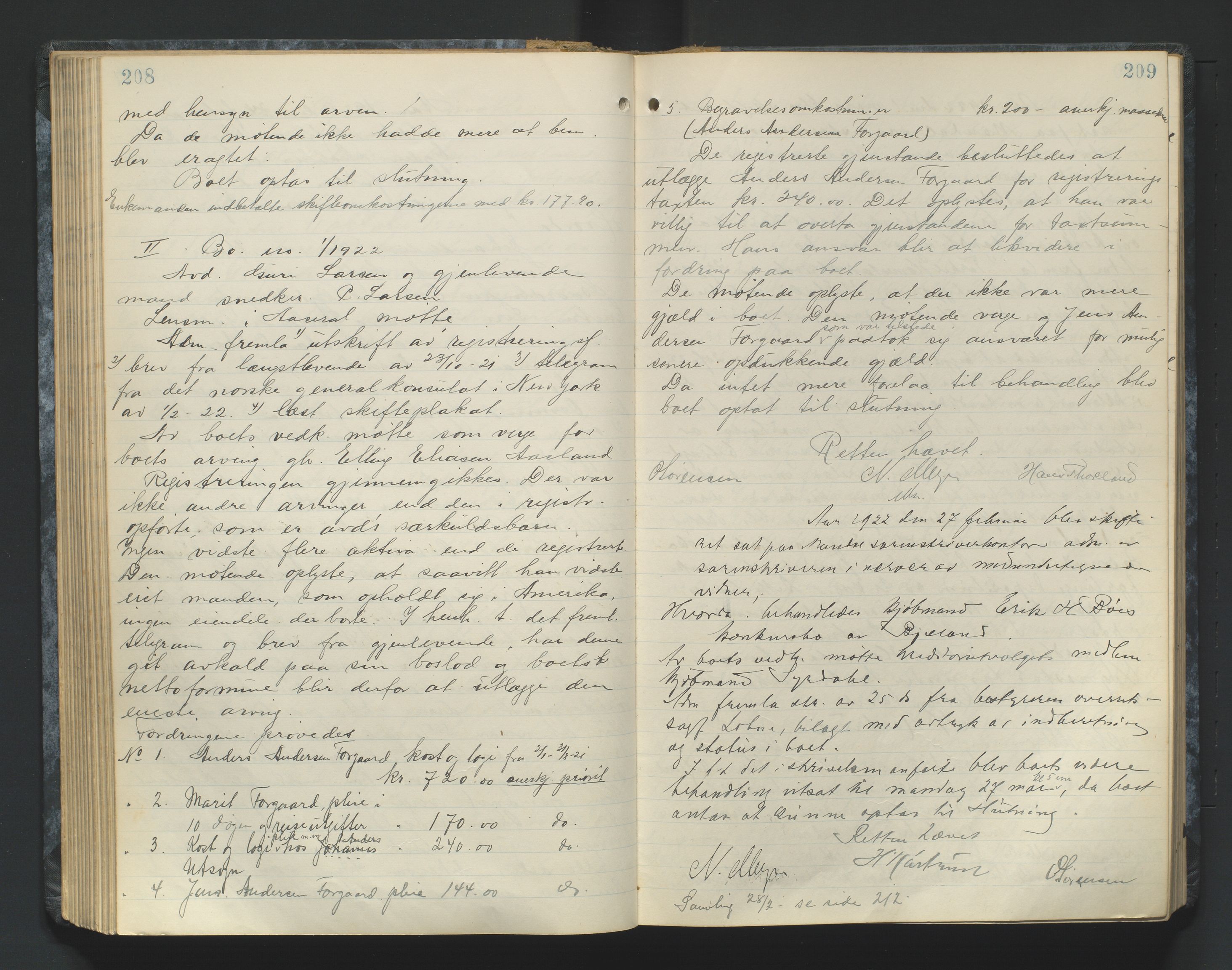 Mandal sorenskriveri, AV/SAK-1221-0005/001/H/Hc/L0084: Skifteforhandlingsprotokoll nr 16, 1921-1924, p. 208-209