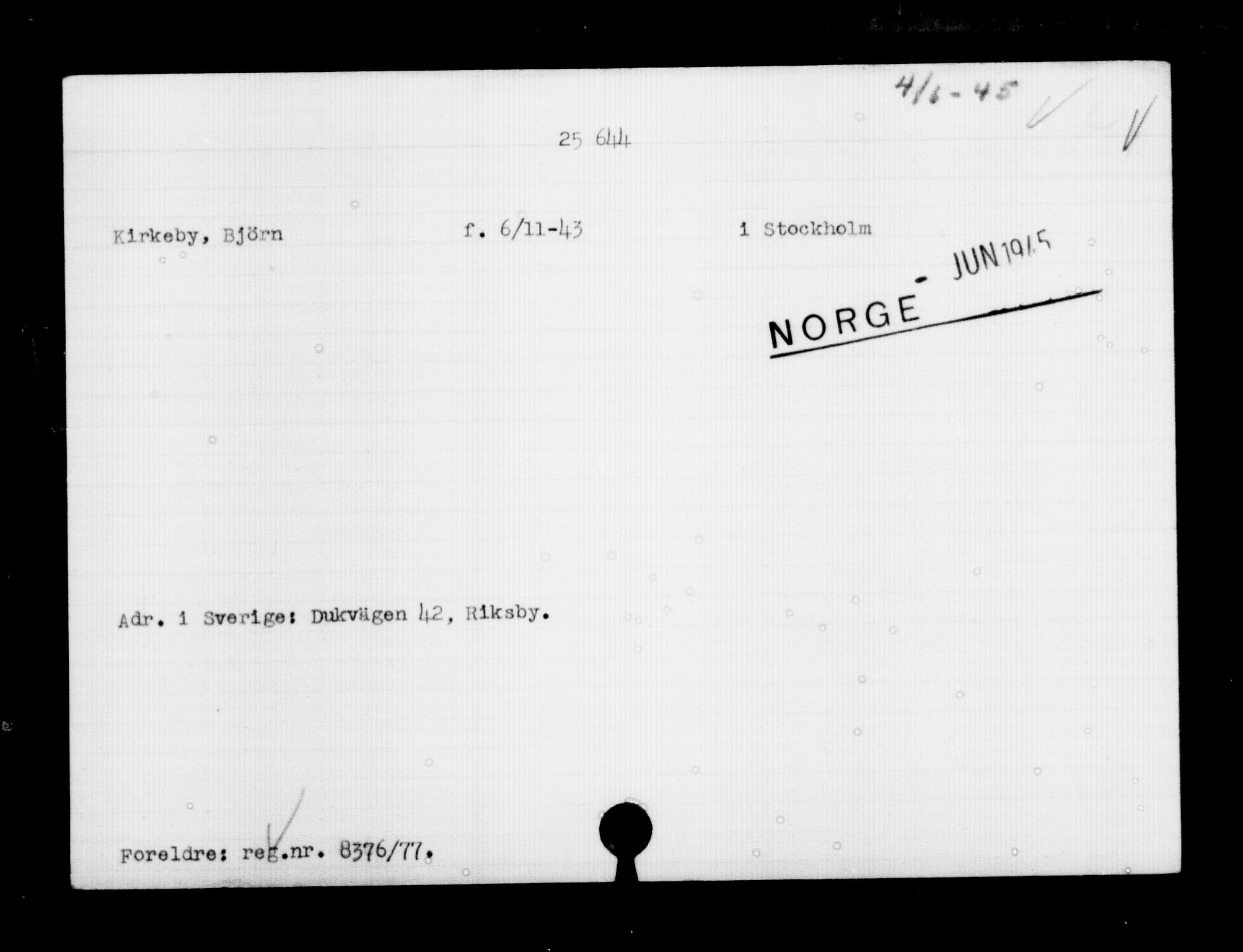 Den Kgl. Norske Legasjons Flyktningskontor, RA/S-6753/V/Va/L0011: Kjesäterkartoteket.  Flyktningenr. 25300-28349, 1940-1945, p. 358