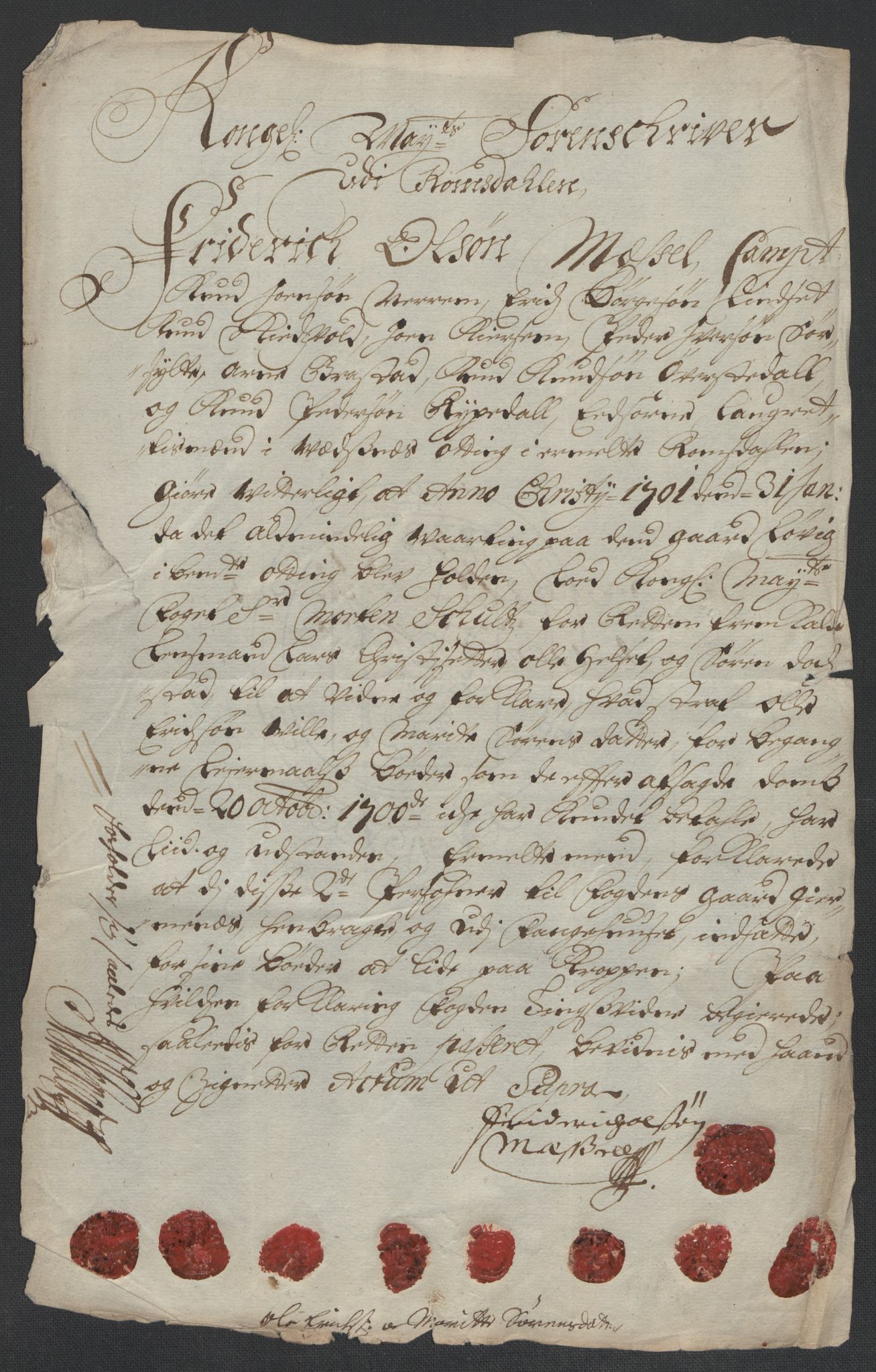 Rentekammeret inntil 1814, Reviderte regnskaper, Fogderegnskap, AV/RA-EA-4092/R55/L3654: Fogderegnskap Romsdal, 1699-1700, p. 366