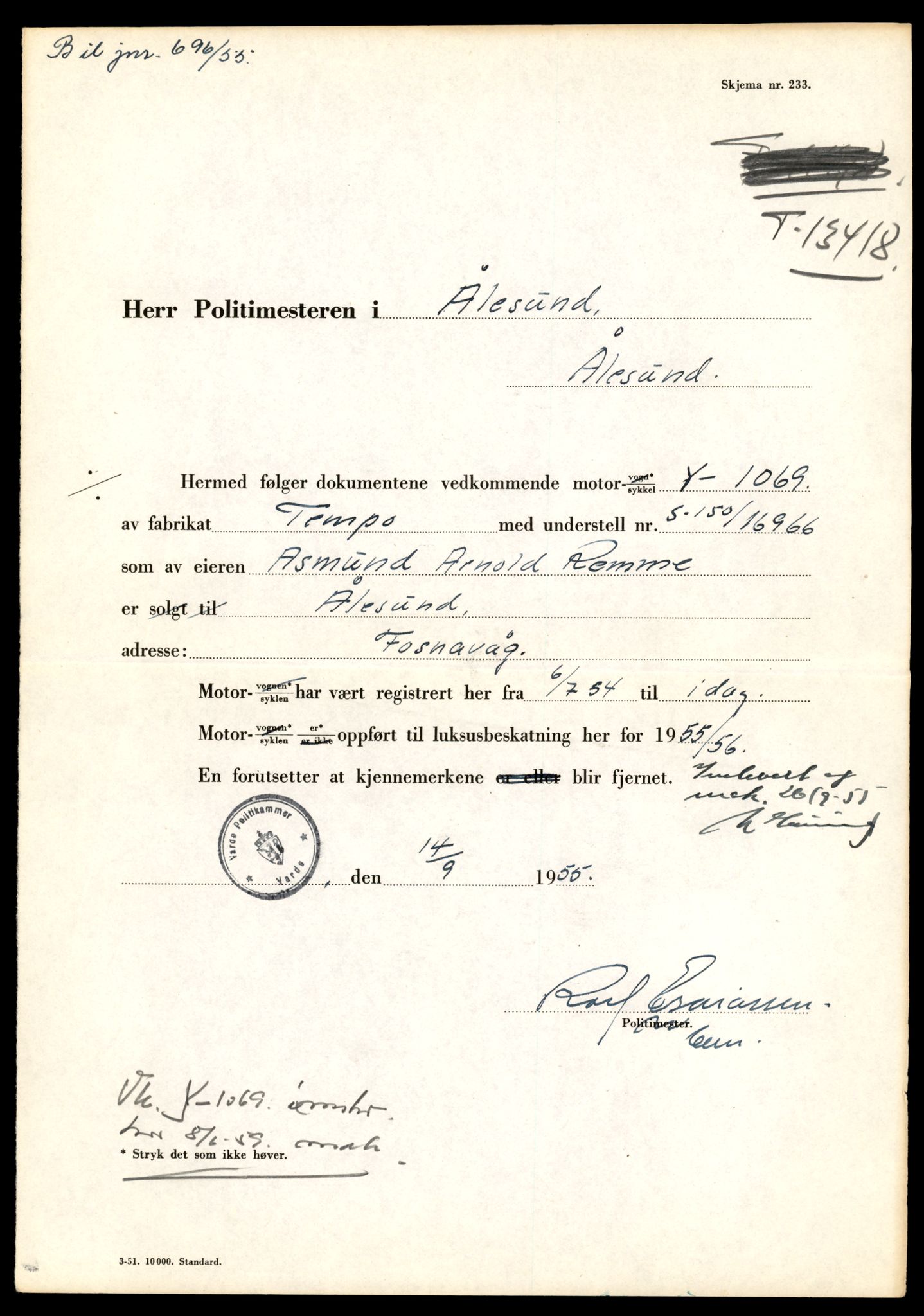 Møre og Romsdal vegkontor - Ålesund trafikkstasjon, AV/SAT-A-4099/F/Fe/L0025: Registreringskort for kjøretøy T 10931 - T 11045, 1927-1998, p. 2227