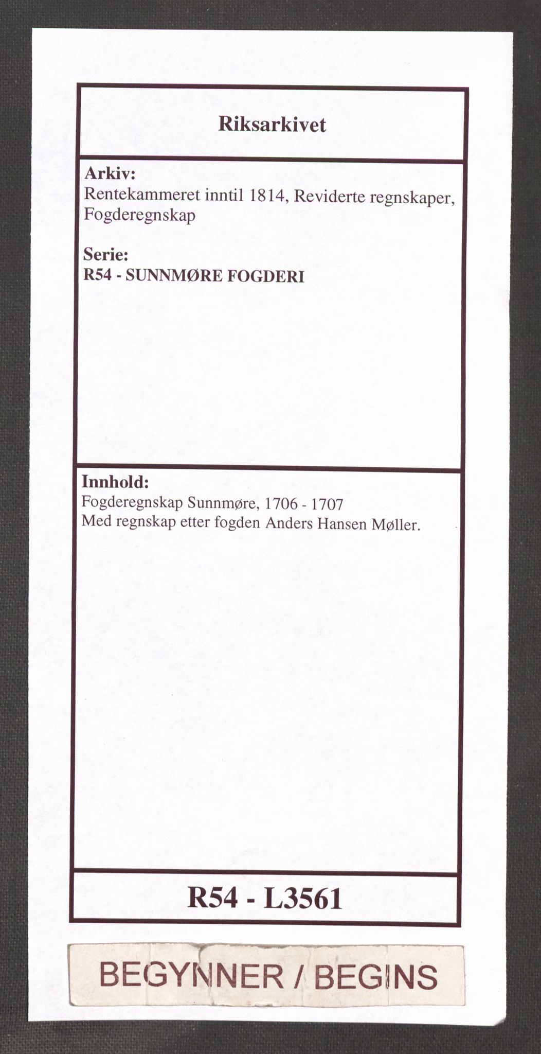 Rentekammeret inntil 1814, Reviderte regnskaper, Fogderegnskap, RA/EA-4092/R54/L3561: Fogderegnskap Sunnmøre, 1706-1707, p. 1