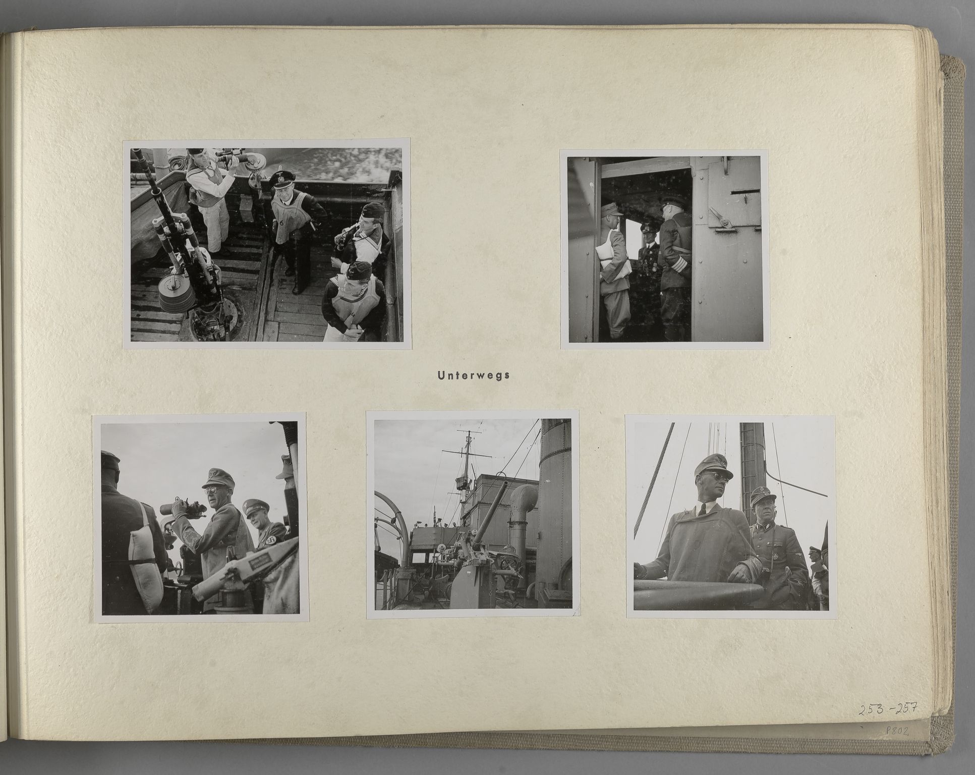 Tyske arkiver, Reichskommissariat, Bildarchiv, AV/RA-RAFA-3309/U/L0071: Fotoalbum: Mit dem Reichskommissar nach Nordnorwegen und Finnland 10. bis 27. Juli 1942, 1942, p. 101