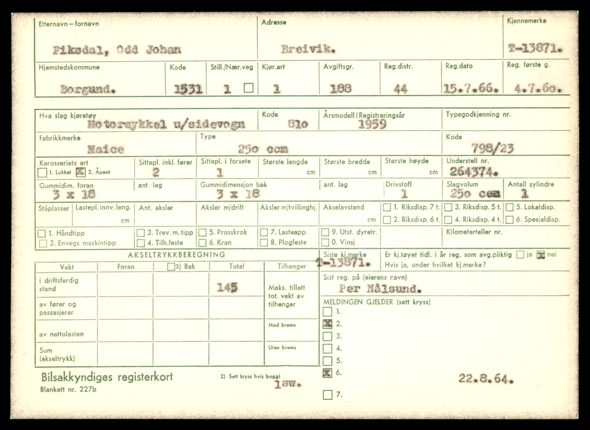 Møre og Romsdal vegkontor - Ålesund trafikkstasjon, AV/SAT-A-4099/F/Fe/L0041: Registreringskort for kjøretøy T 13710 - T 13905, 1927-1998, p. 2875