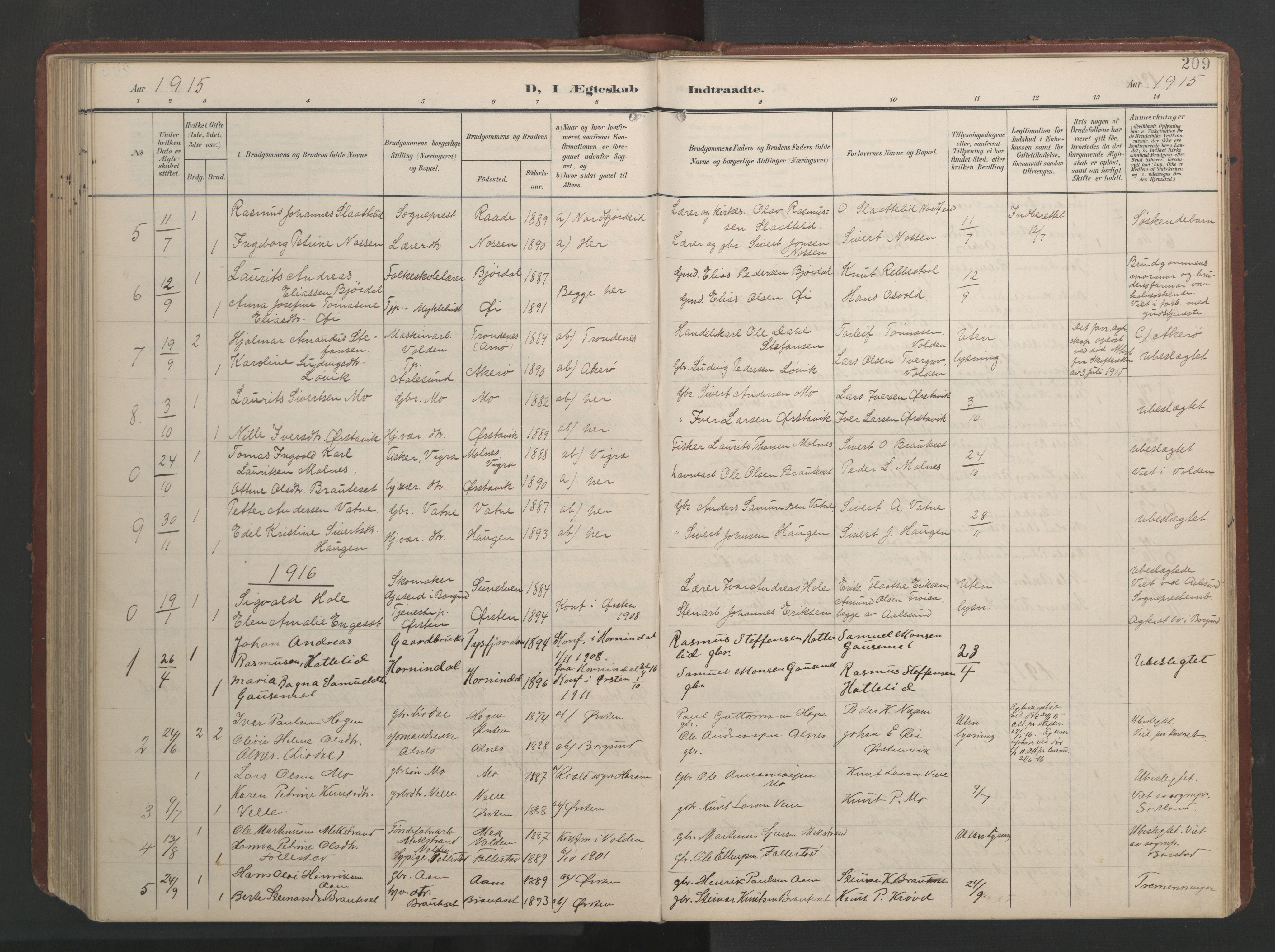 Ministerialprotokoller, klokkerbøker og fødselsregistre - Møre og Romsdal, AV/SAT-A-1454/513/L0190: Parish register (copy) no. 513C04, 1904-1926, p. 209