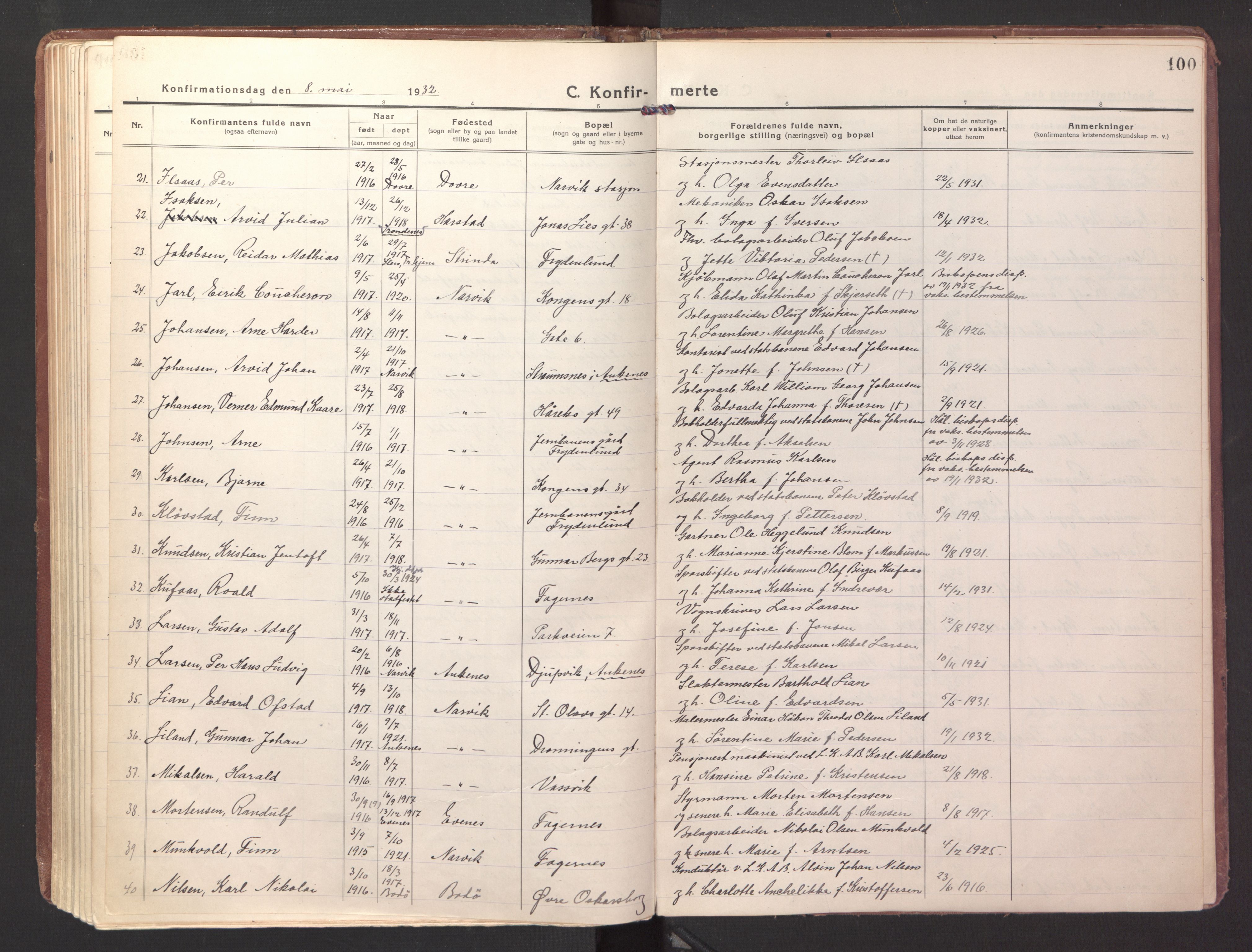 Ministerialprotokoller, klokkerbøker og fødselsregistre - Nordland, SAT/A-1459/871/L1004: Parish register (official) no. 871A20, 1921-1932, p. 100
