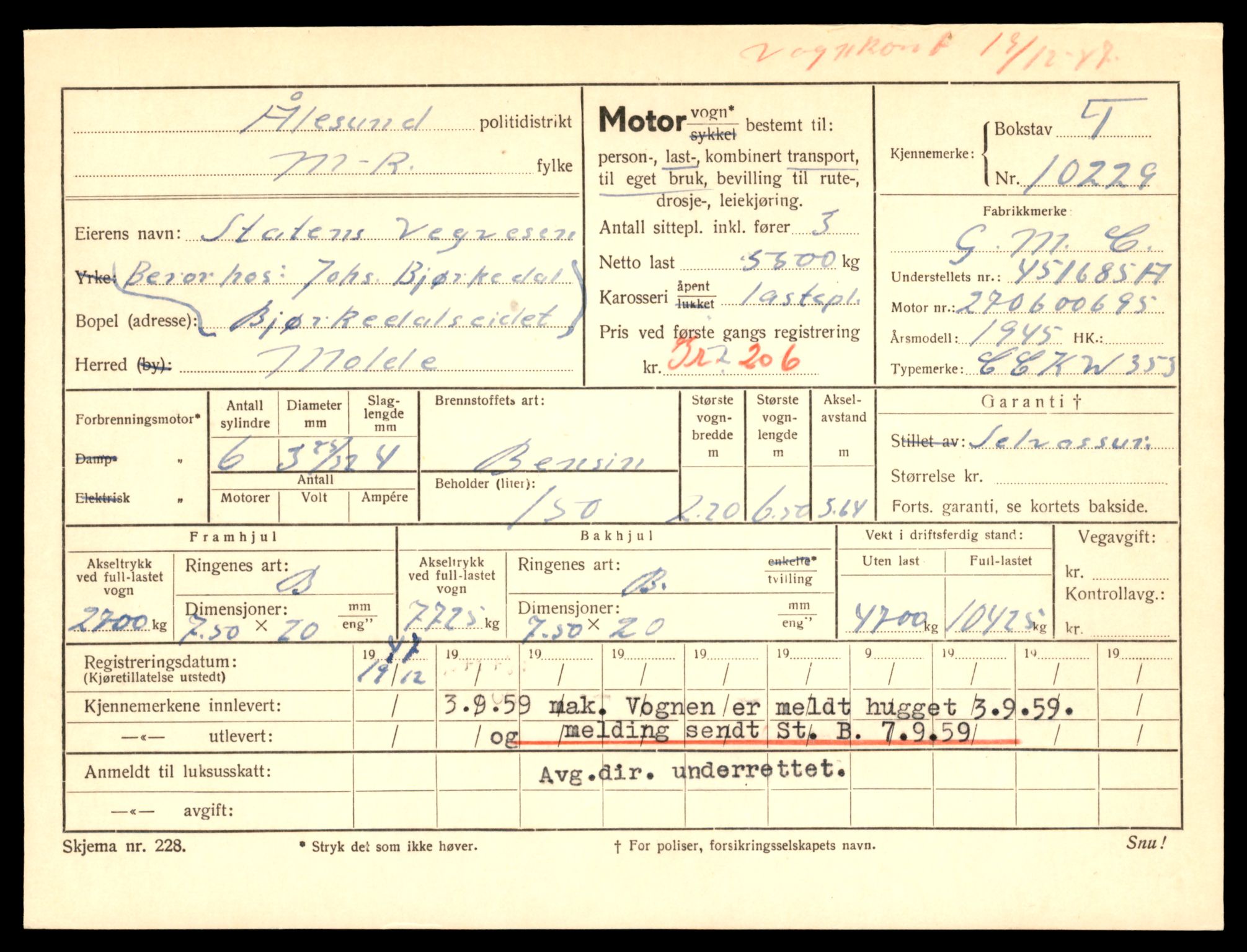 Møre og Romsdal vegkontor - Ålesund trafikkstasjon, AV/SAT-A-4099/F/Fe/L0019: Registreringskort for kjøretøy T 10228 - T 10350, 1927-1998, p. 35