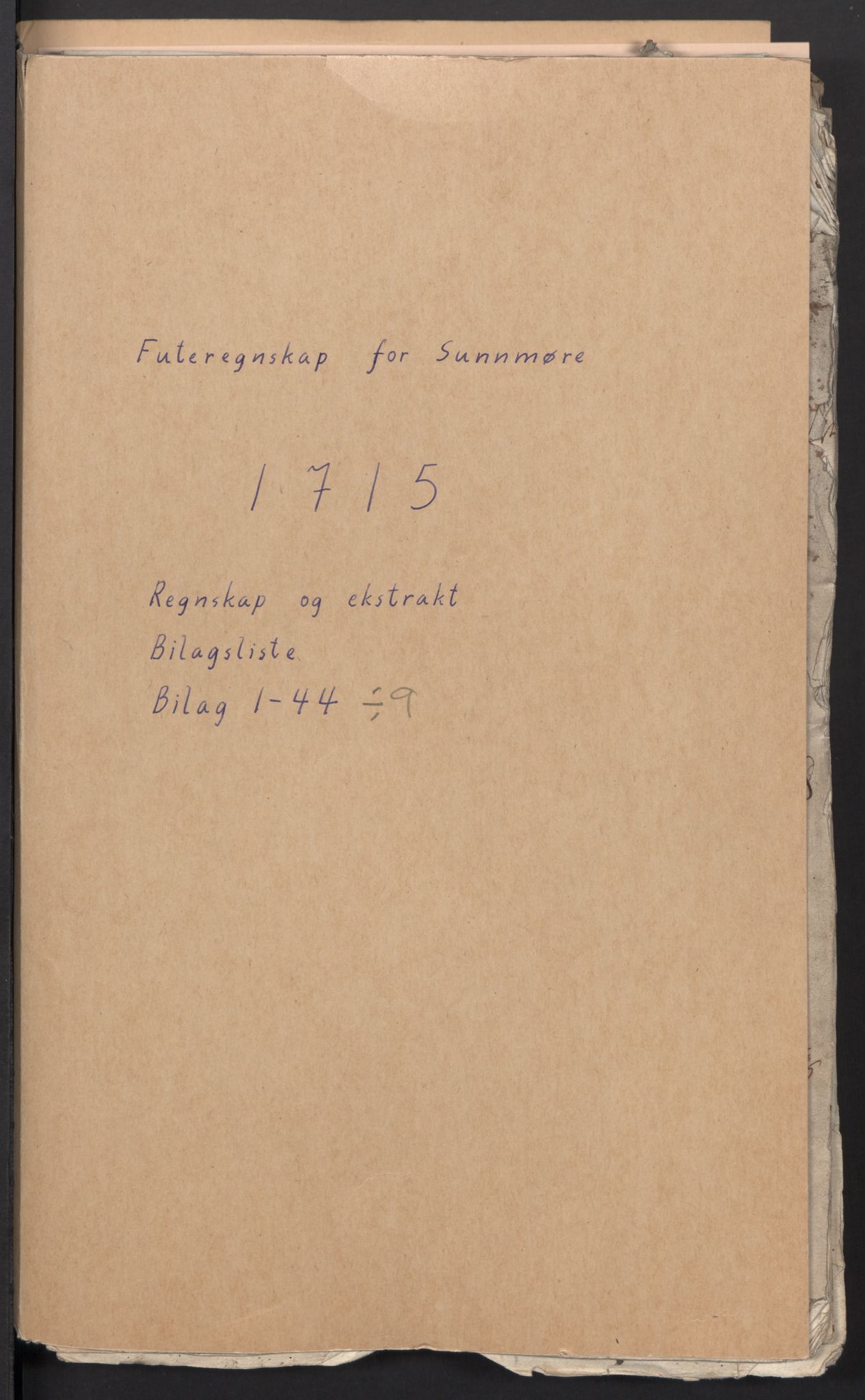 Rentekammeret inntil 1814, Reviderte regnskaper, Fogderegnskap, RA/EA-4092/R54/L3567: Fogderegnskap Sunnmøre, 1715, p. 2