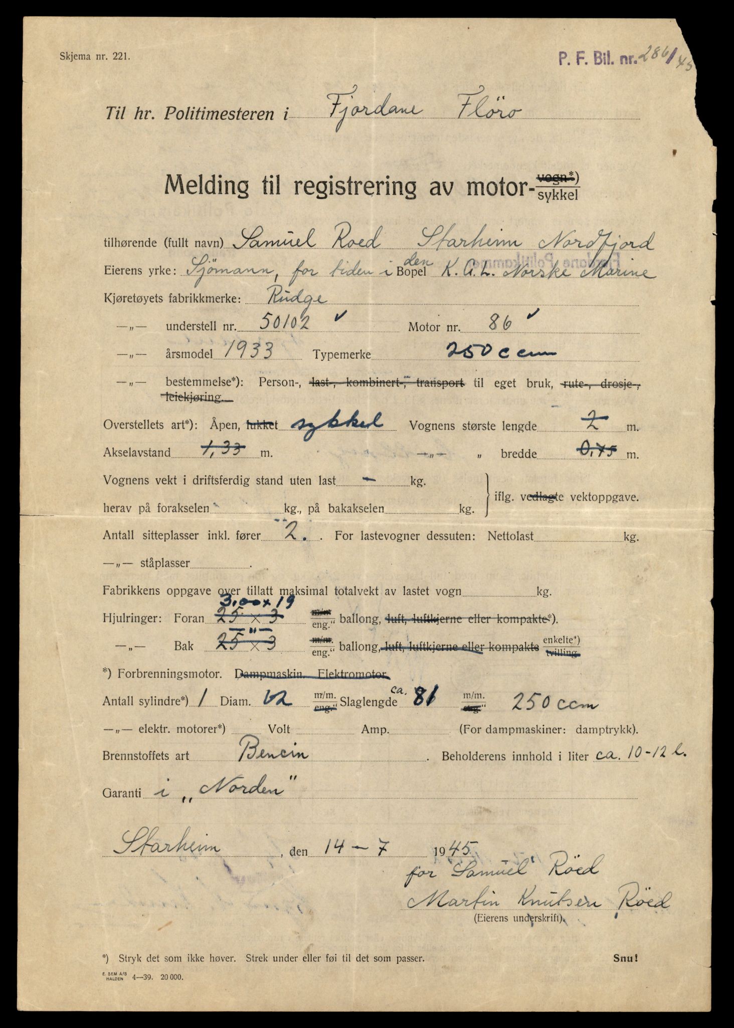 Møre og Romsdal vegkontor - Ålesund trafikkstasjon, AV/SAT-A-4099/F/Fe/L0037: Registreringskort for kjøretøy T 13031 - T 13179, 1927-1998, p. 2435
