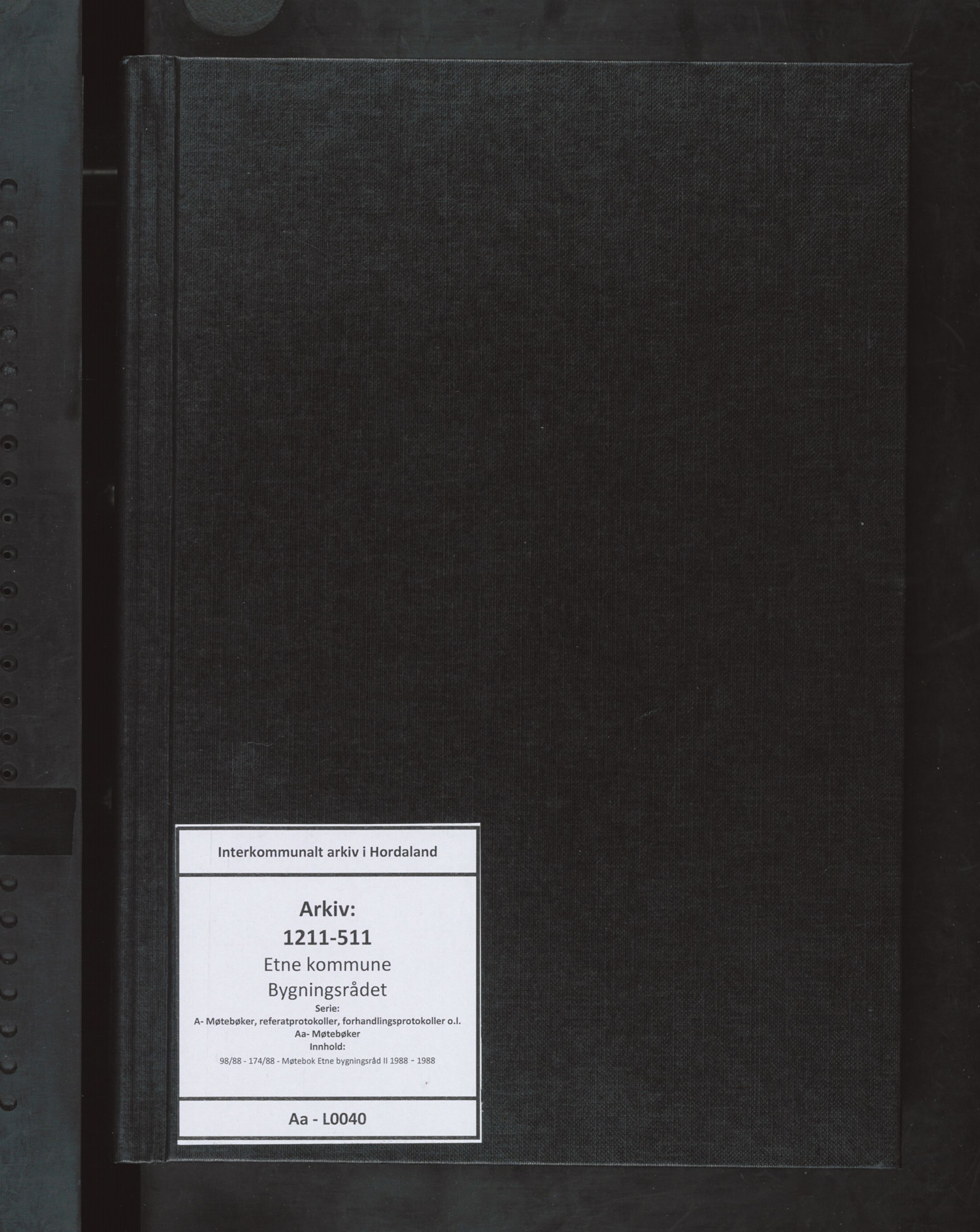 Etne kommune. Bygningsrådet, IKAH/1211-511/A/Aa/L0040: Møtebok Etne bygningsråd II, 1988