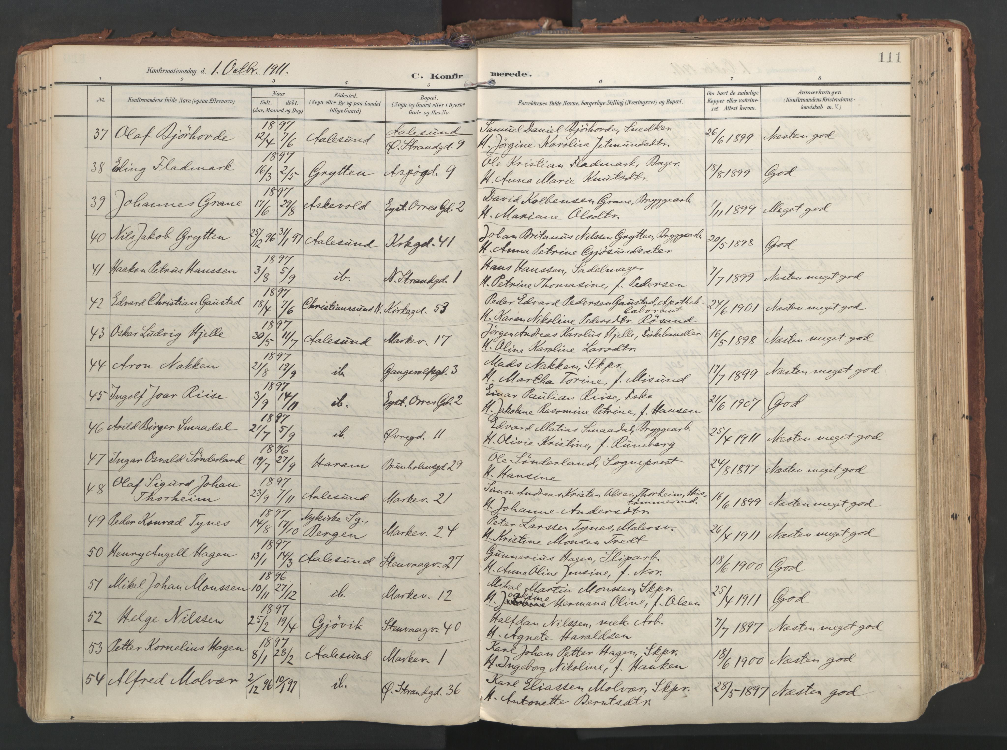 Ministerialprotokoller, klokkerbøker og fødselsregistre - Møre og Romsdal, AV/SAT-A-1454/529/L0459: Parish register (official) no. 529A09, 1904-1917, p. 111