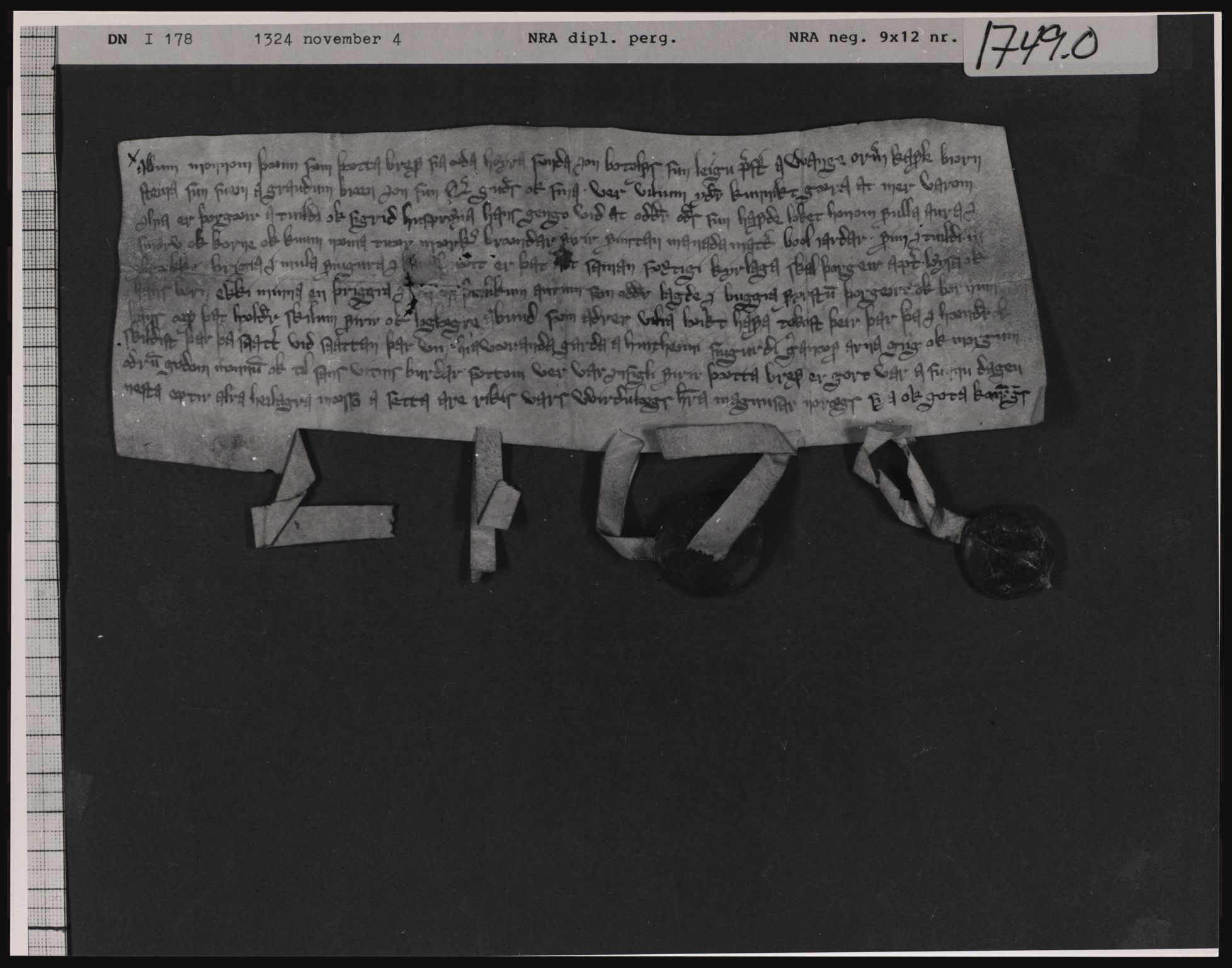 Riksarkivets diplomsamling, AV/RA-EA-5965/F01/F01a/L0016: Dokumenter, 1324, p. 11
