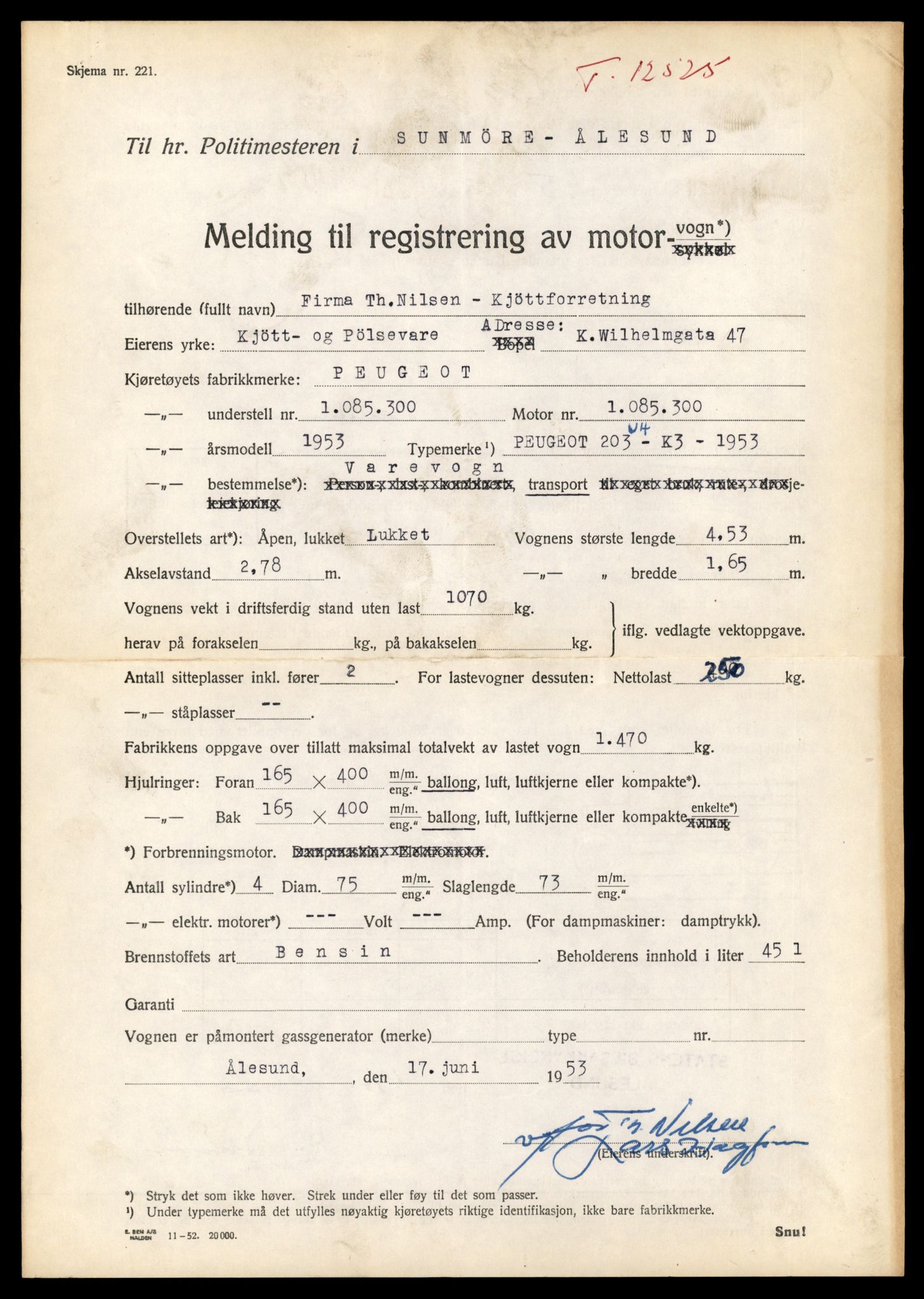Møre og Romsdal vegkontor - Ålesund trafikkstasjon, AV/SAT-A-4099/F/Fe/L0034: Registreringskort for kjøretøy T 12500 - T 12652, 1927-1998, p. 434