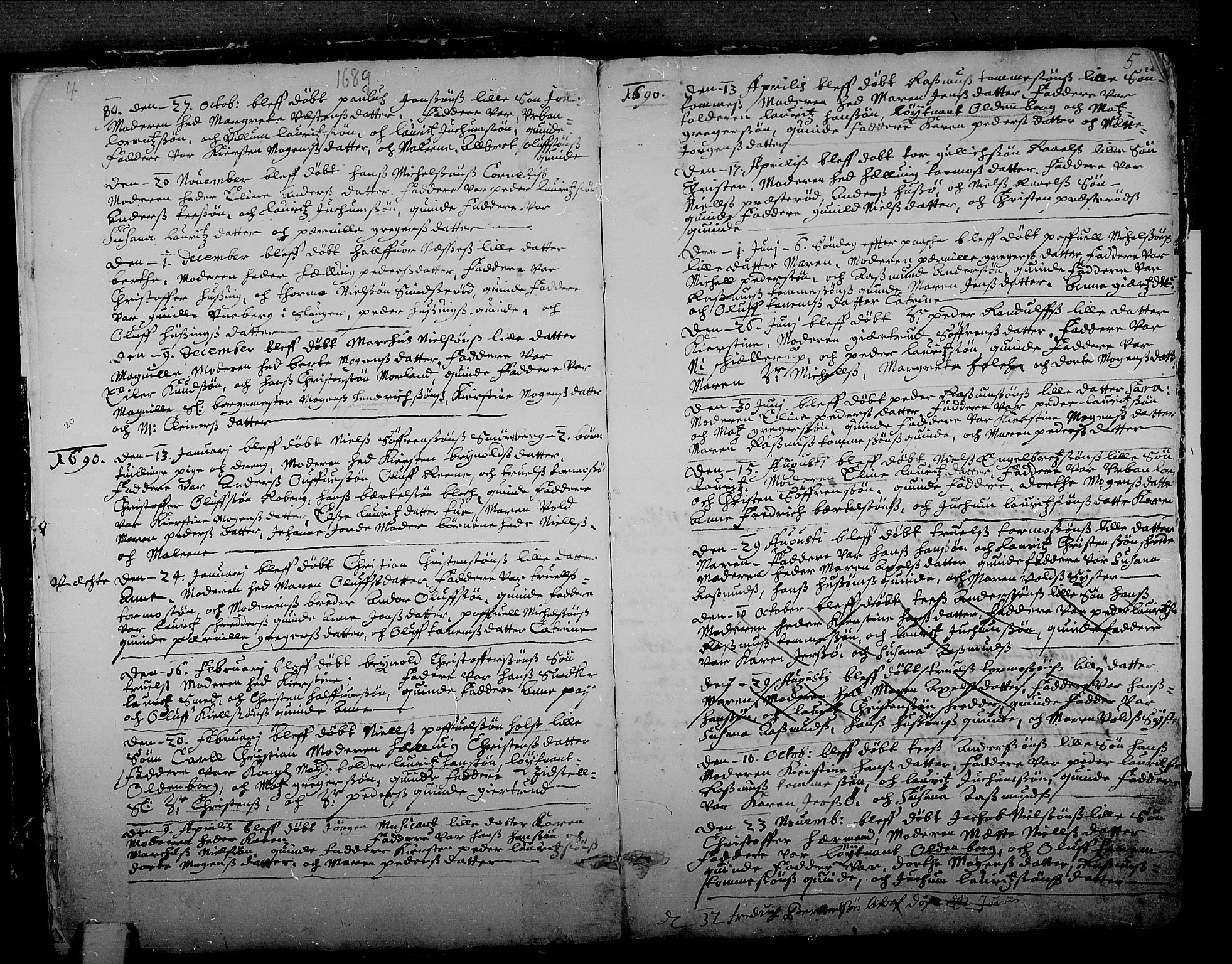 Tønsberg kirkebøker, SAKO/A-330/F/Fa/L0001: Parish register (official) no. I 1, 1688-1760, p. 4-5