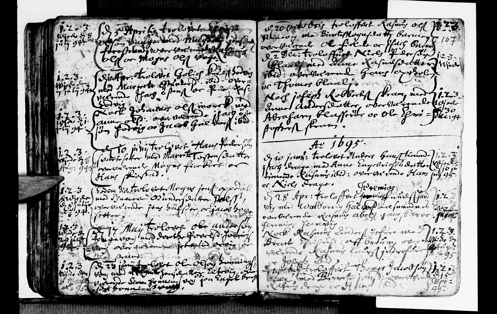 Selje sokneprestembete, SAB/A-99938/H/Ha/Haa/Haaa: Parish register (official) no. A 1, 1668-1696, p. 107